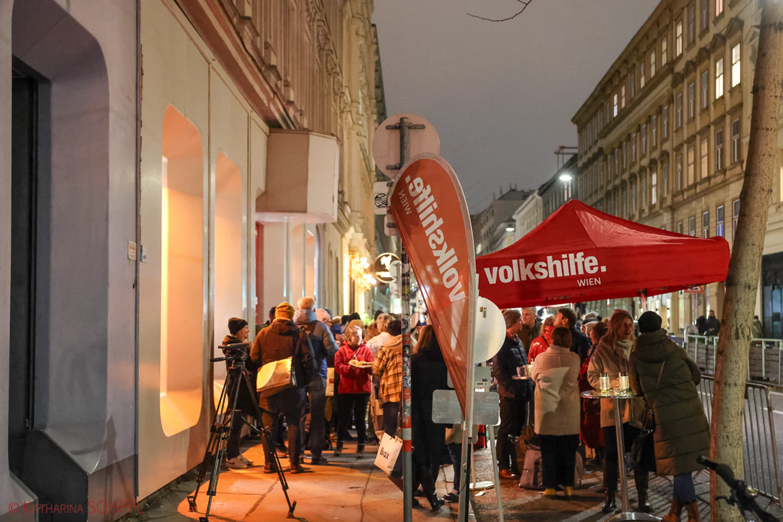 Volkshilfe Charity Punsch – Bild 70 von 70