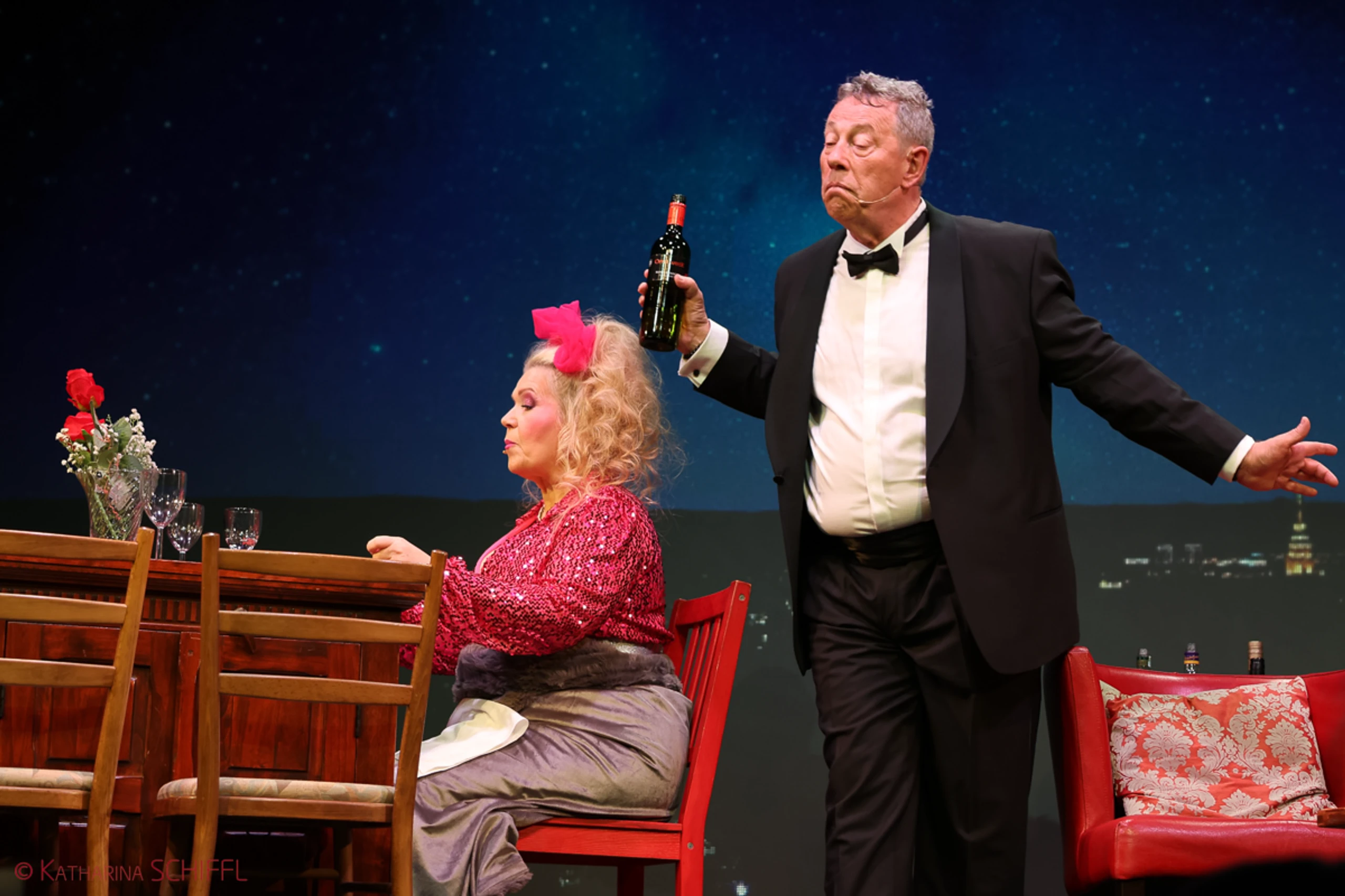Premiere - Dinner for One Wiederaufnahme – Bild 34 von 40