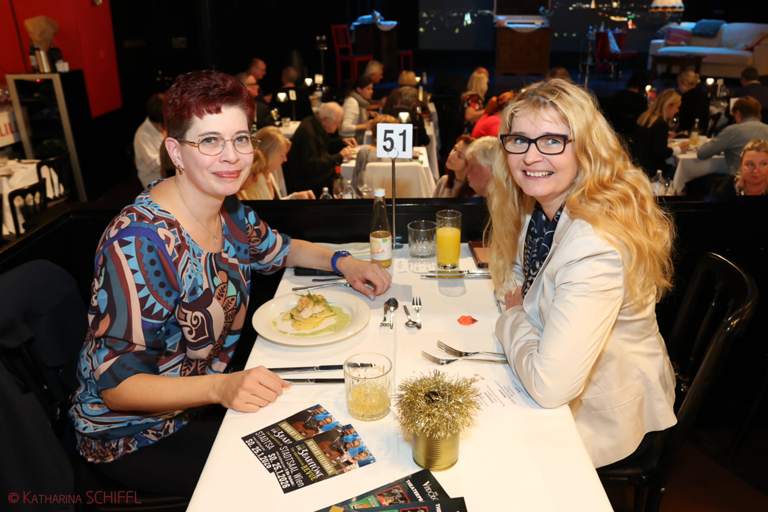 Premiere - Dinner for One Wiederaufnahme – Bild 15 von 40