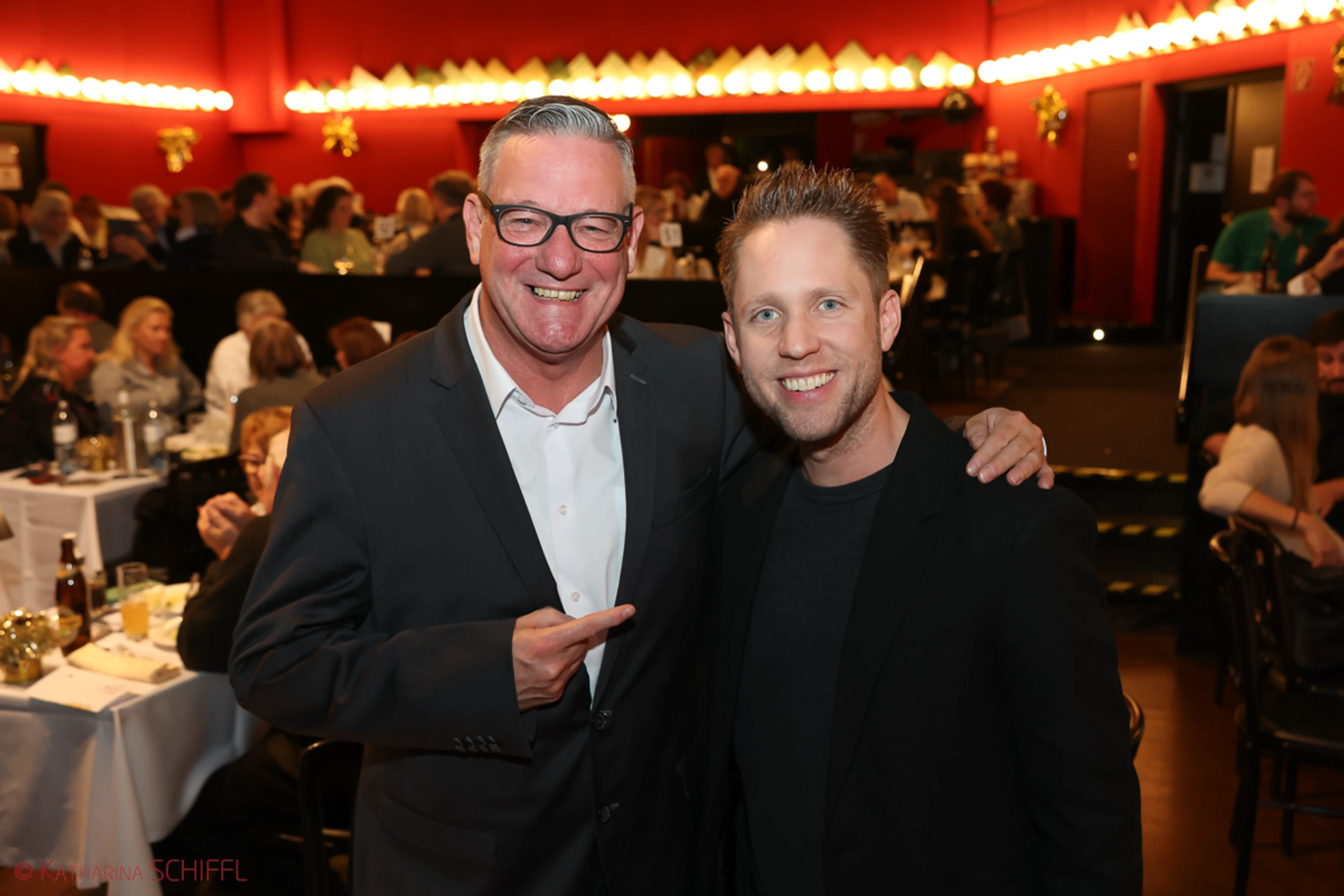 Premiere - Dinner for One Wiederaufnahme – Bild 19 von 40