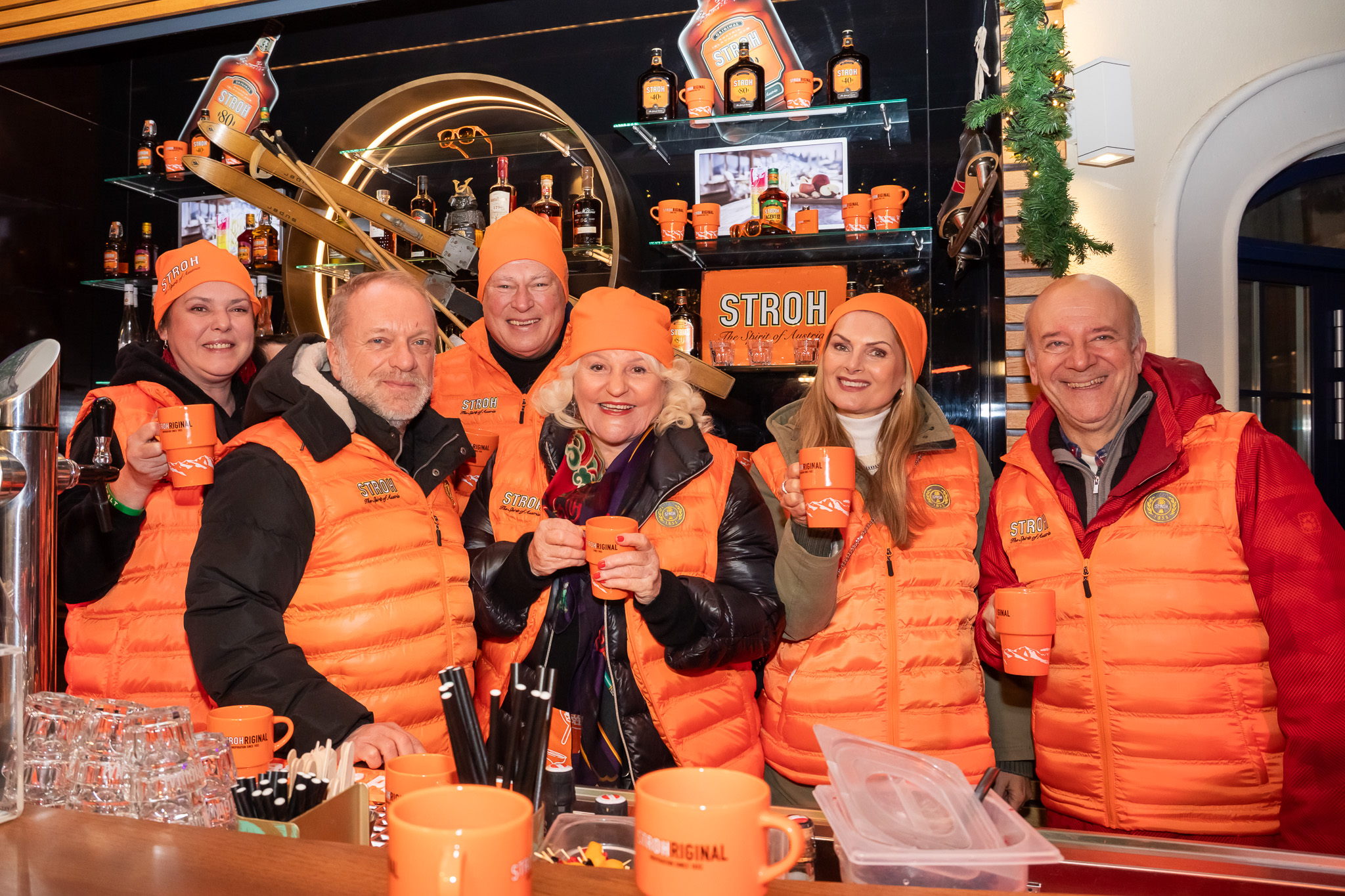 Punsch gegen die Gewalt – Bild 1 von 40