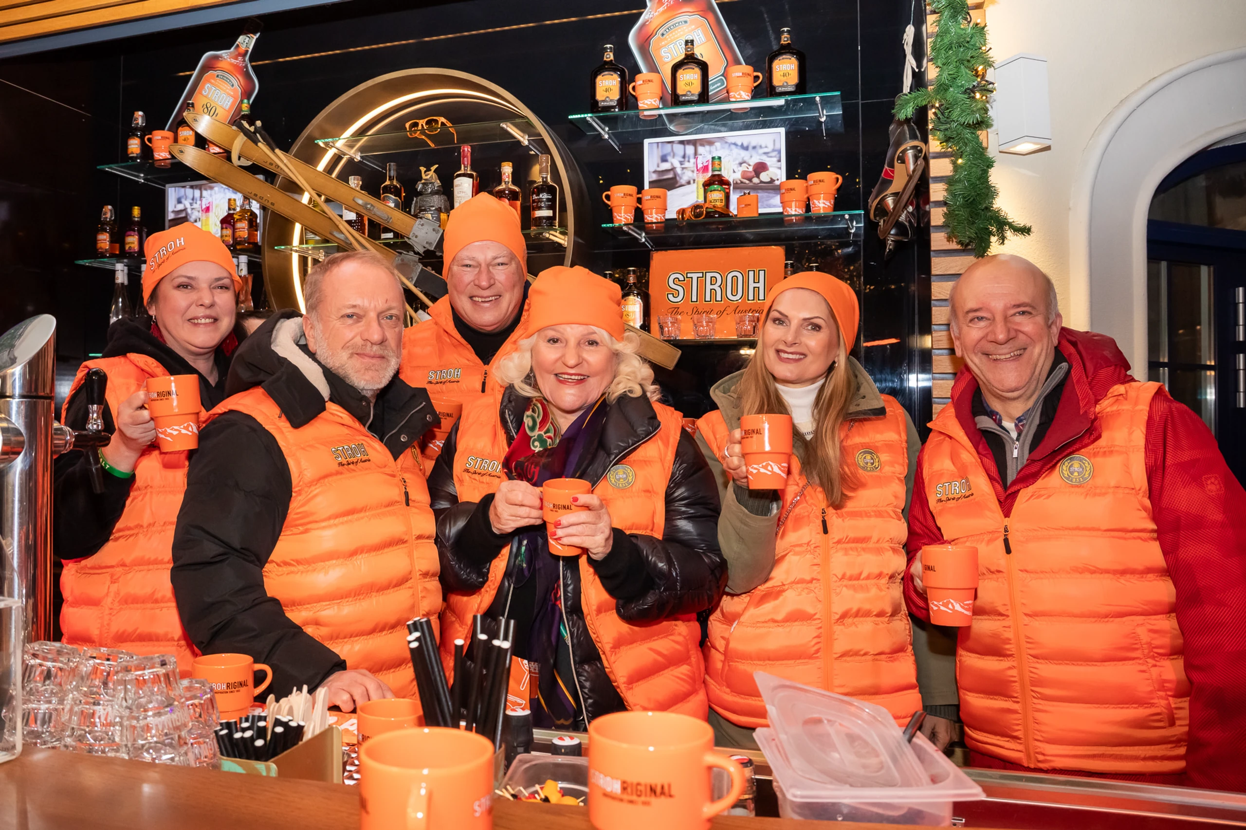 Punsch gegen die Gewalt – Bild 1 von 40