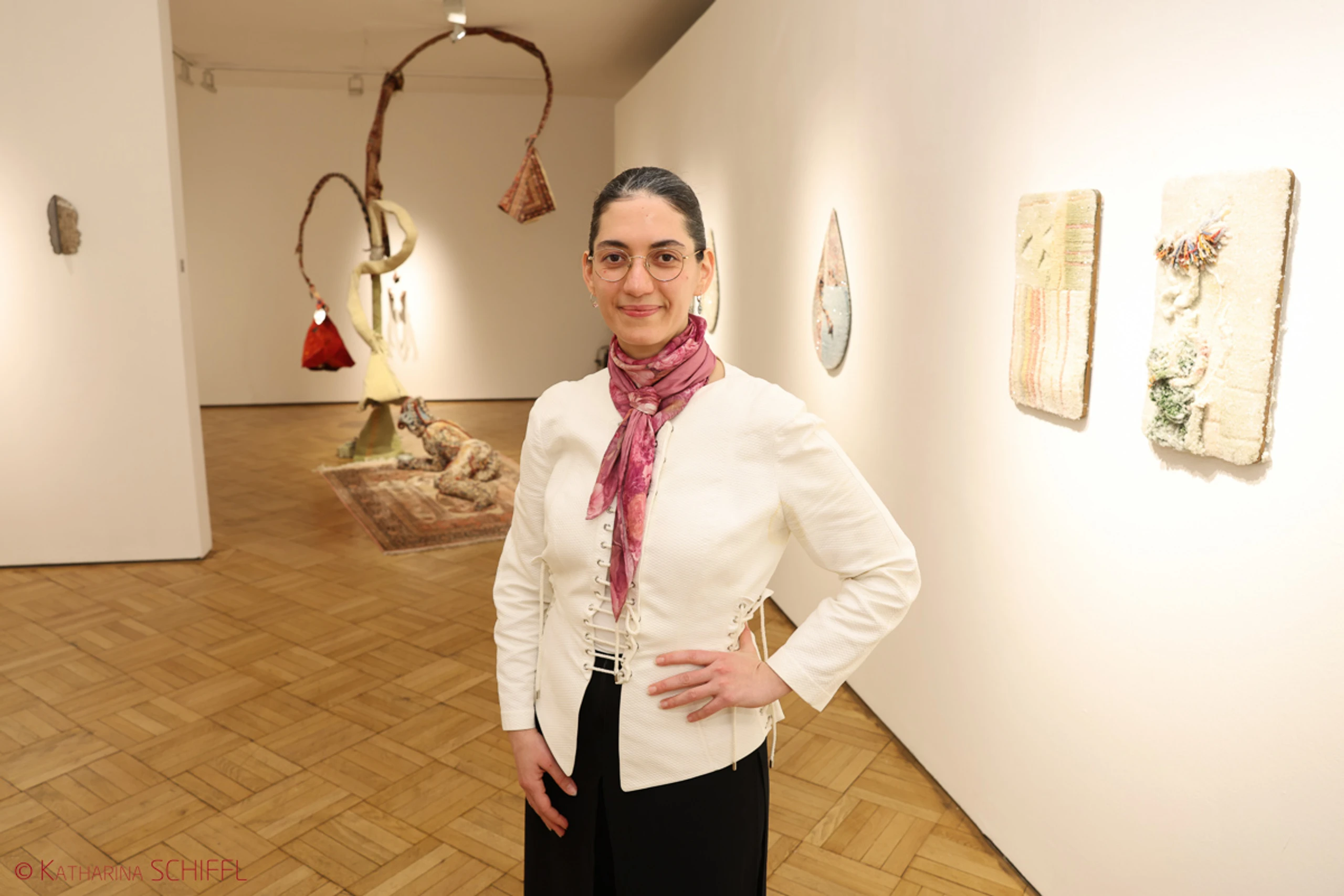 Ausstellungseröffnung „Tree of Life“  von Noushin Redjaian