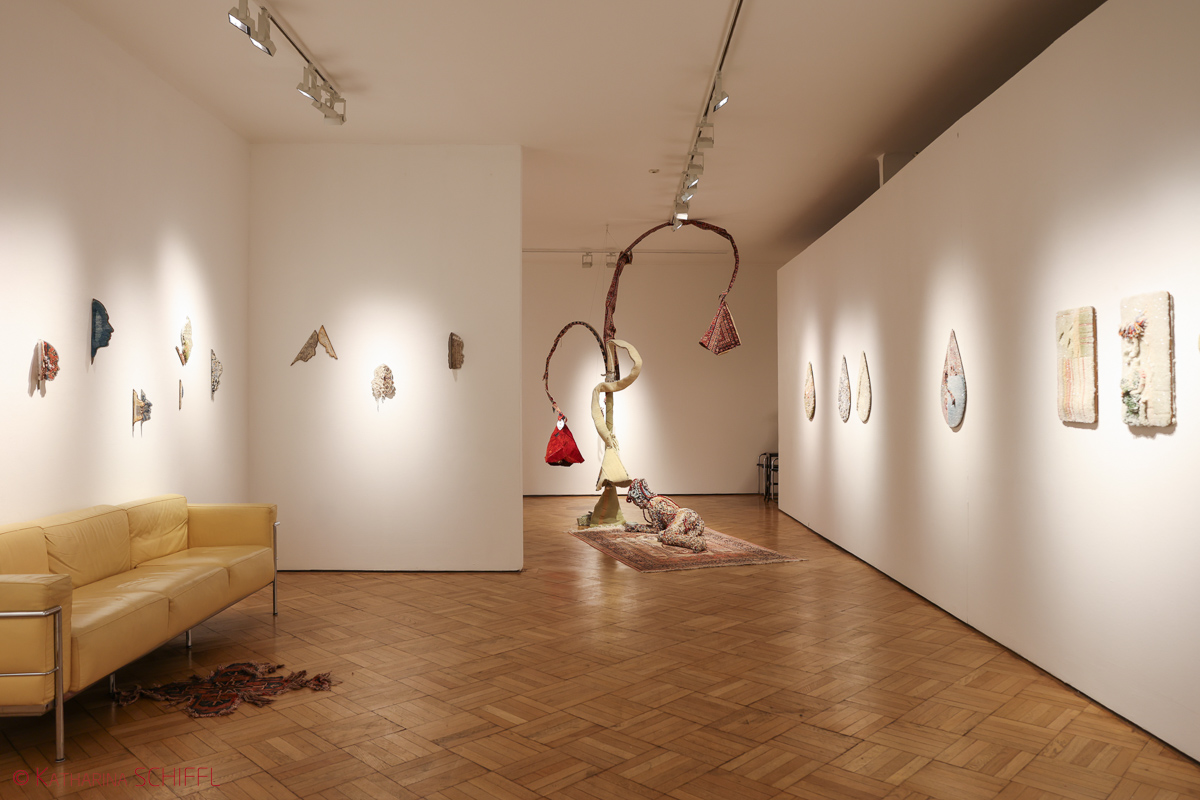 Ausstellungseröffnung „Tree of Life“  von Noushin Redjaian – Bild 14 von 81