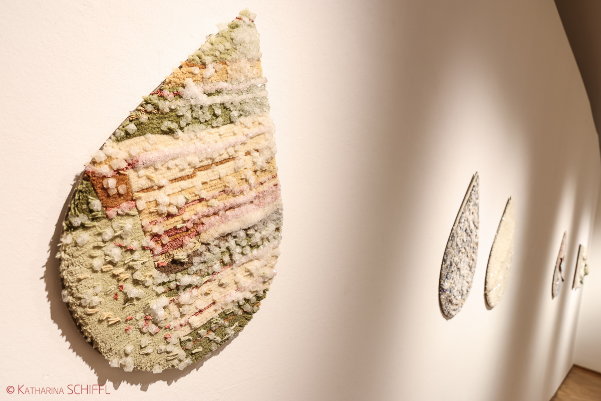 Ausstellungseröffnung „Tree of Life“  von Noushin Redjaian – Bild 23 von 81