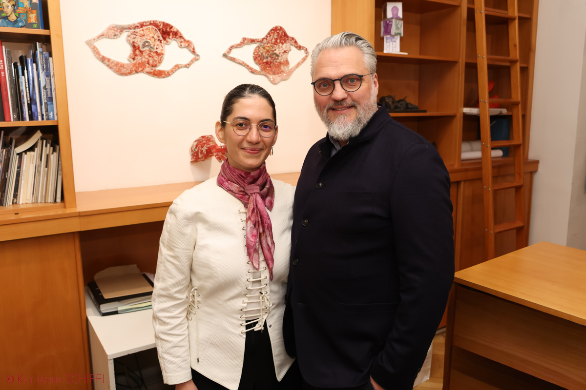 Ausstellungseröffnung „Tree of Life“  von Noushin Redjaian – Bild 29 von 81