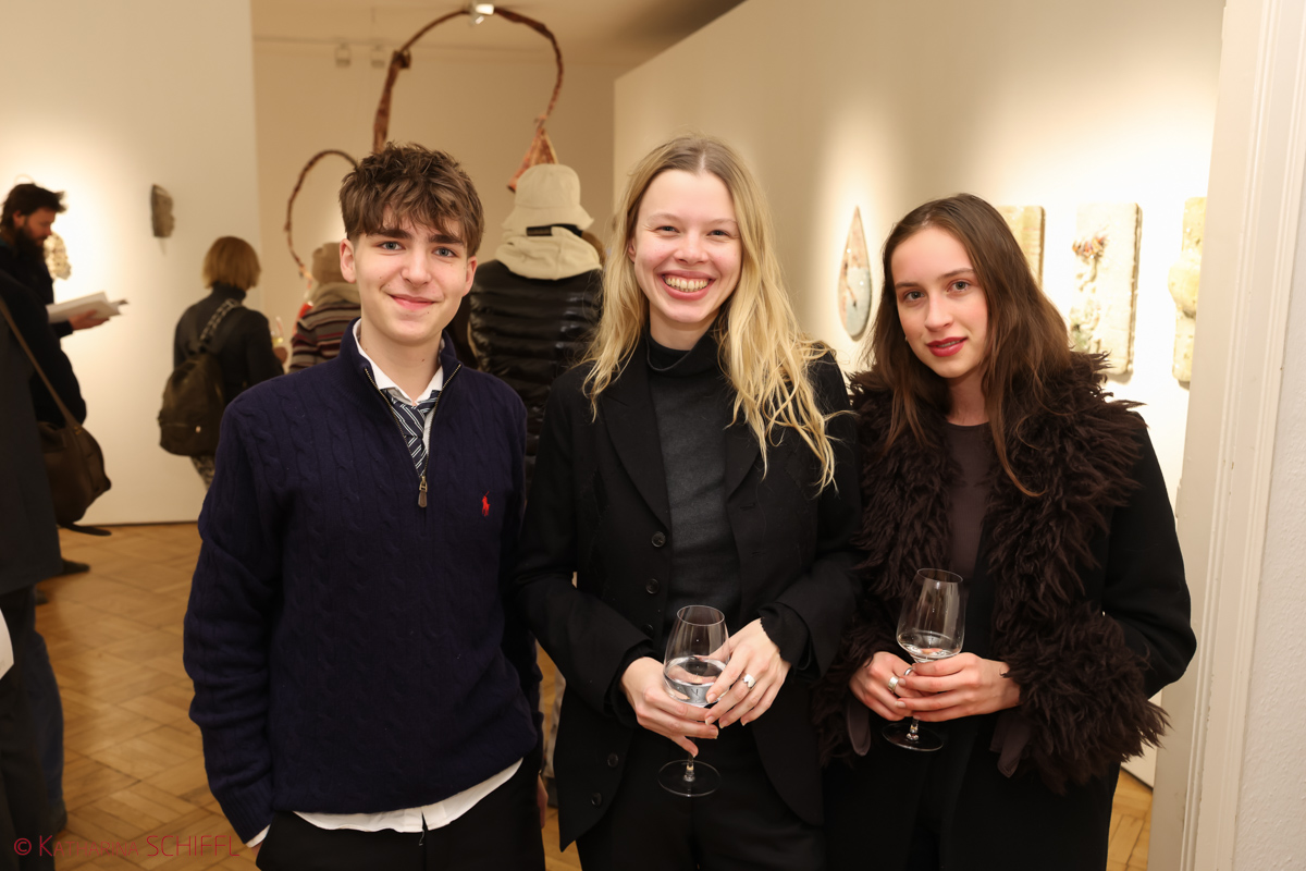 Ausstellungseröffnung „Tree of Life“  von Noushin Redjaian – Bild 35 von 81