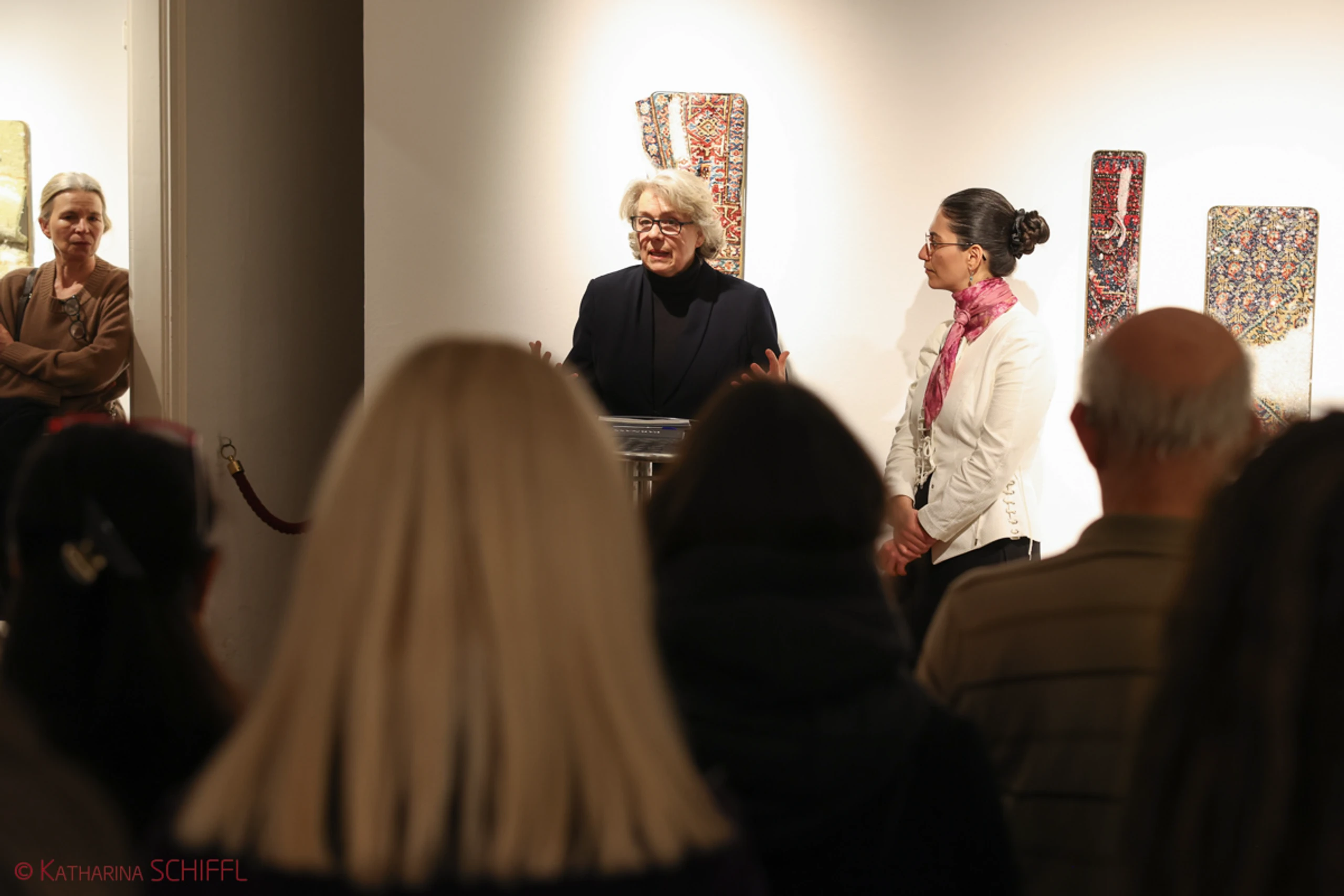 Ausstellungseröffnung „Tree of Life“  von Noushin Redjaian – Bild 49 von 81