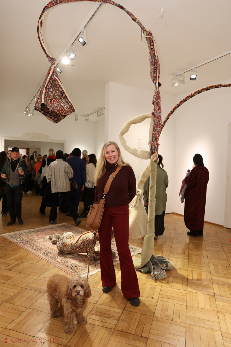 Ausstellungseröffnung „Tree of Life“  von Noushin Redjaian – Bild 70 von 81