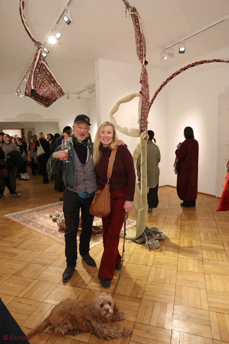 Ausstellungseröffnung „Tree of Life“  von Noushin Redjaian – Bild 71 von 81