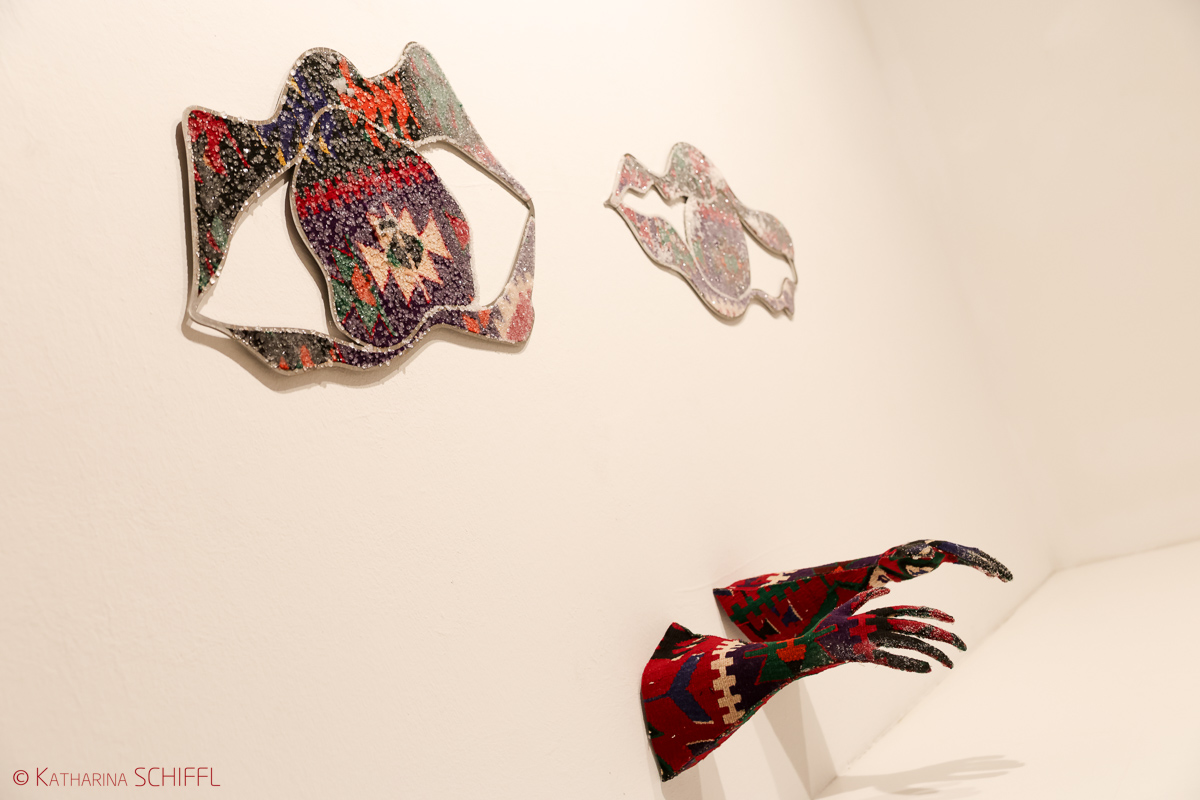 Ausstellungseröffnung „Tree of Life“  von Noushin Redjaian – Bild 77 von 81