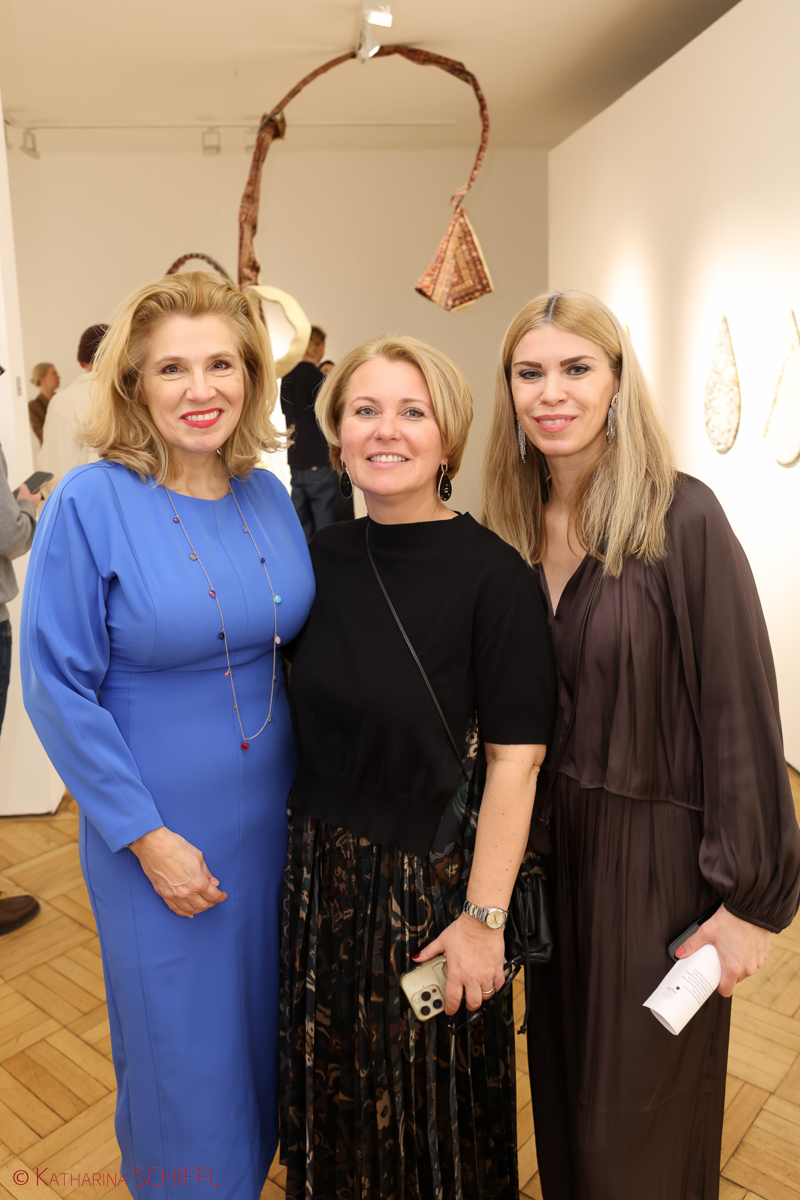 Ausstellungseröffnung „Tree of Life“  von Noushin Redjaian – Bild 80 von 81