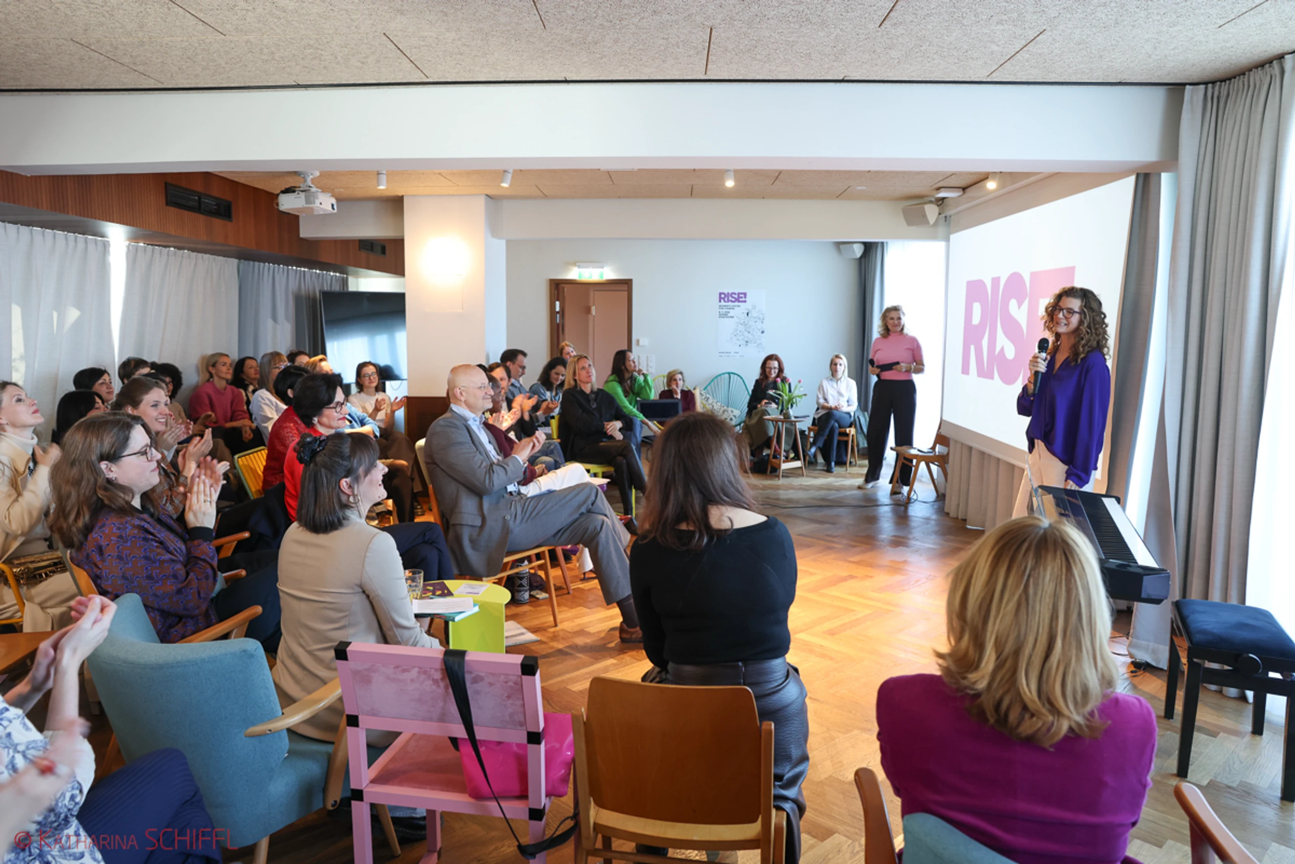 RISE! Women's Voices for Change KickOff – Bild 28 von 71