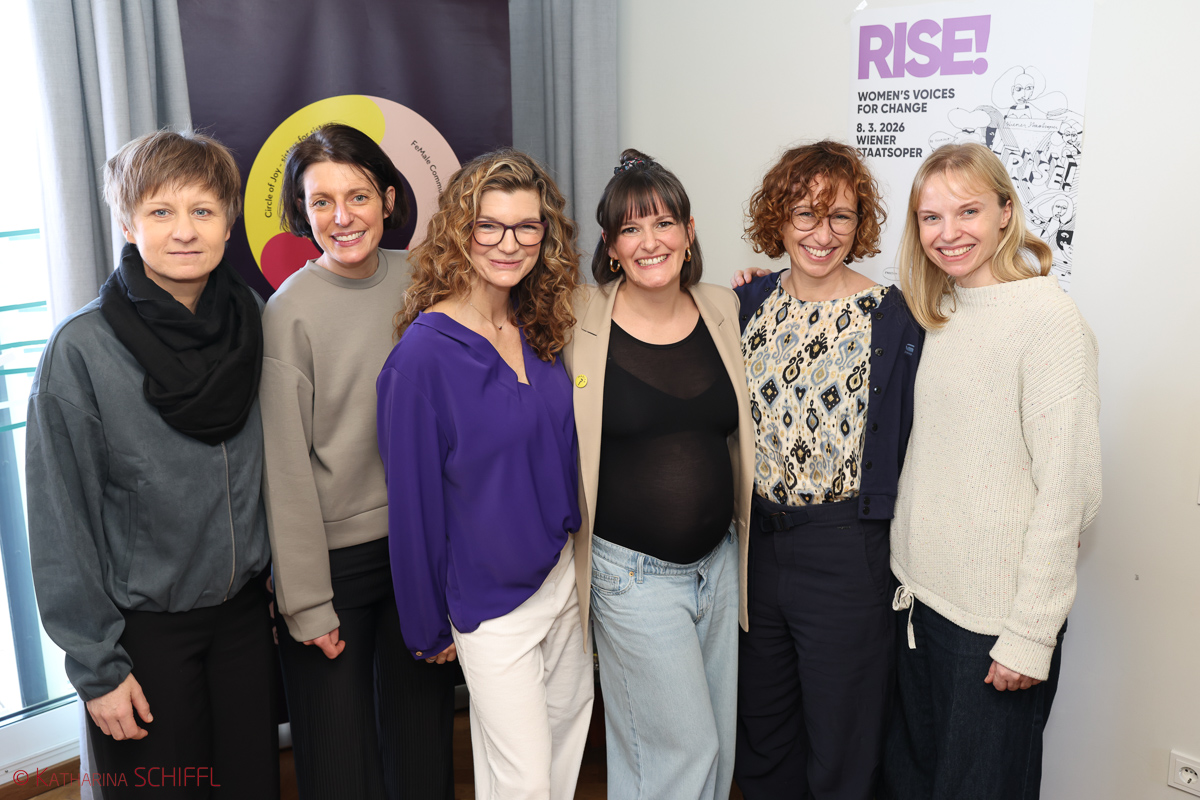 RISE! Women's Voices for Change KickOff – Bild 60 von 71