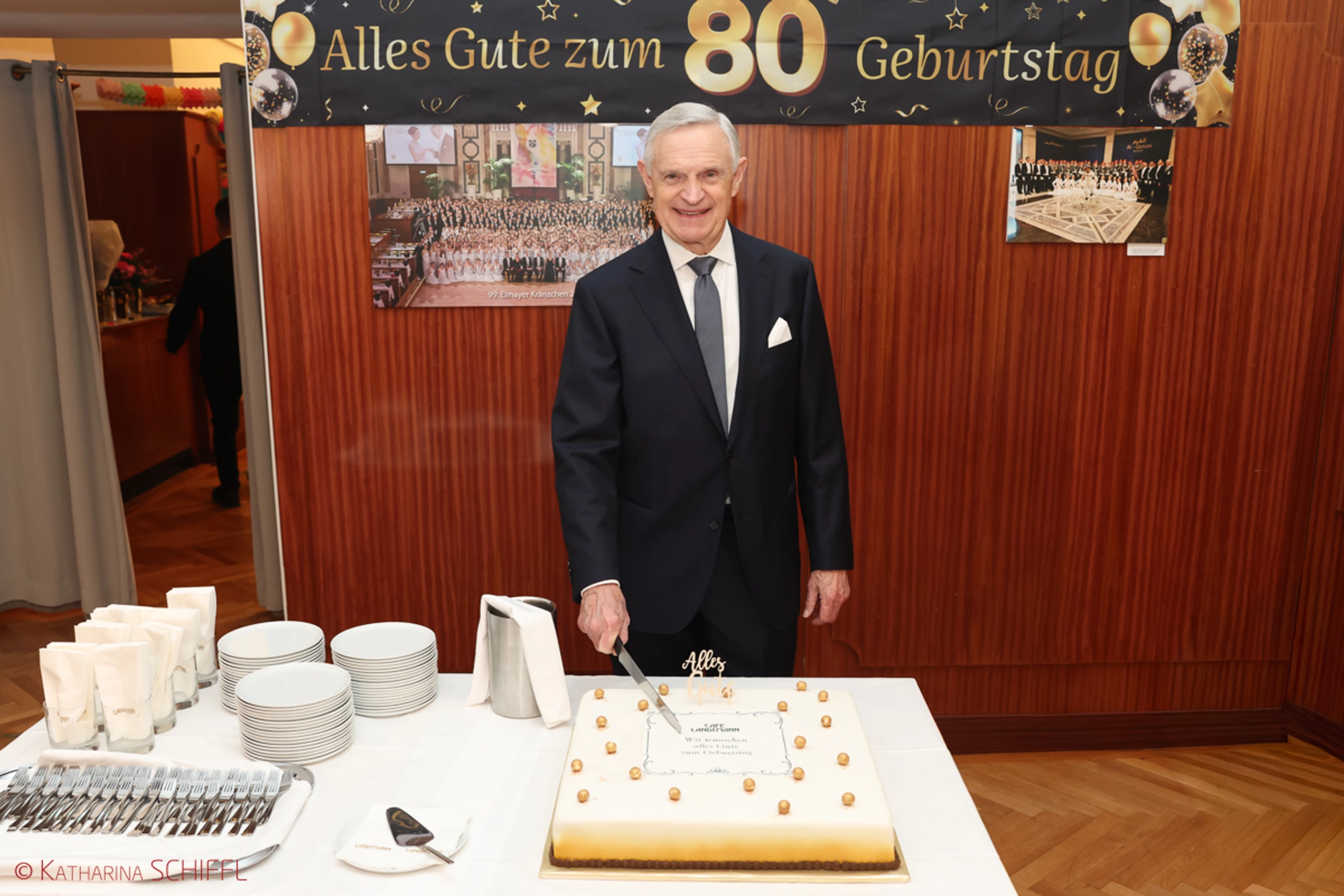 80 Jahre Thomas Schäfer-Elmayer: Geburtstagsjause in der Tanzschule