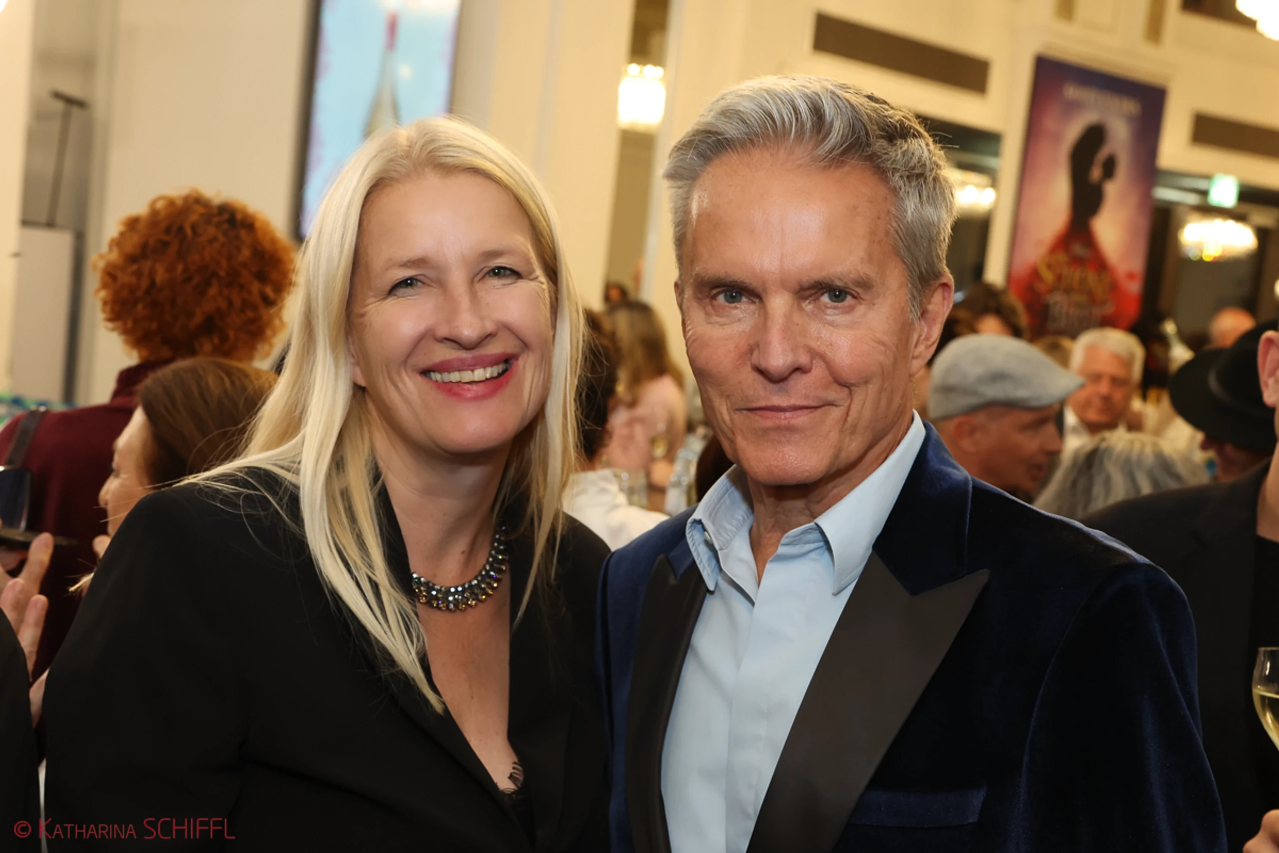 Gala-Premiere Disneys DIE SCHÖNE UND DAS BIEST – Bild 14 von 140