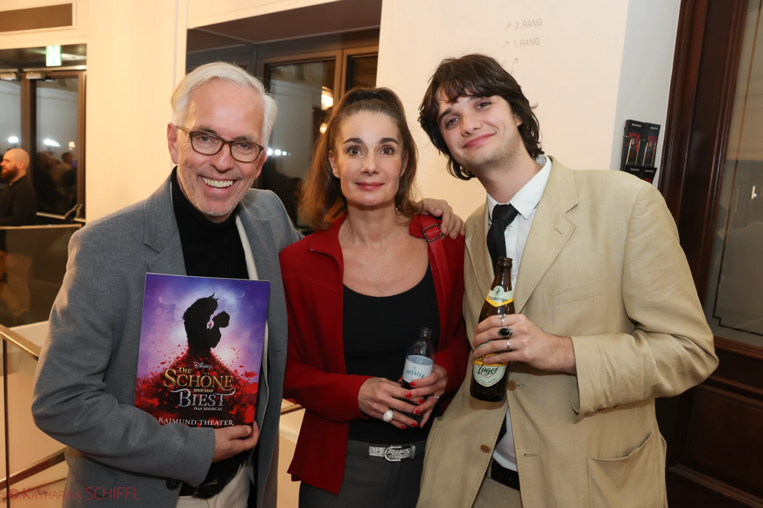 Gala-Premiere Disneys DIE SCHÖNE UND DAS BIEST – Bild 17 von 140