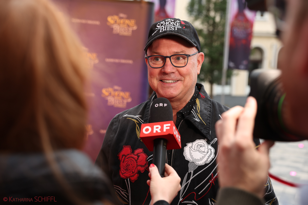Gala-Premiere Disneys DIE SCHÖNE UND DAS BIEST – Bild 20 von 140