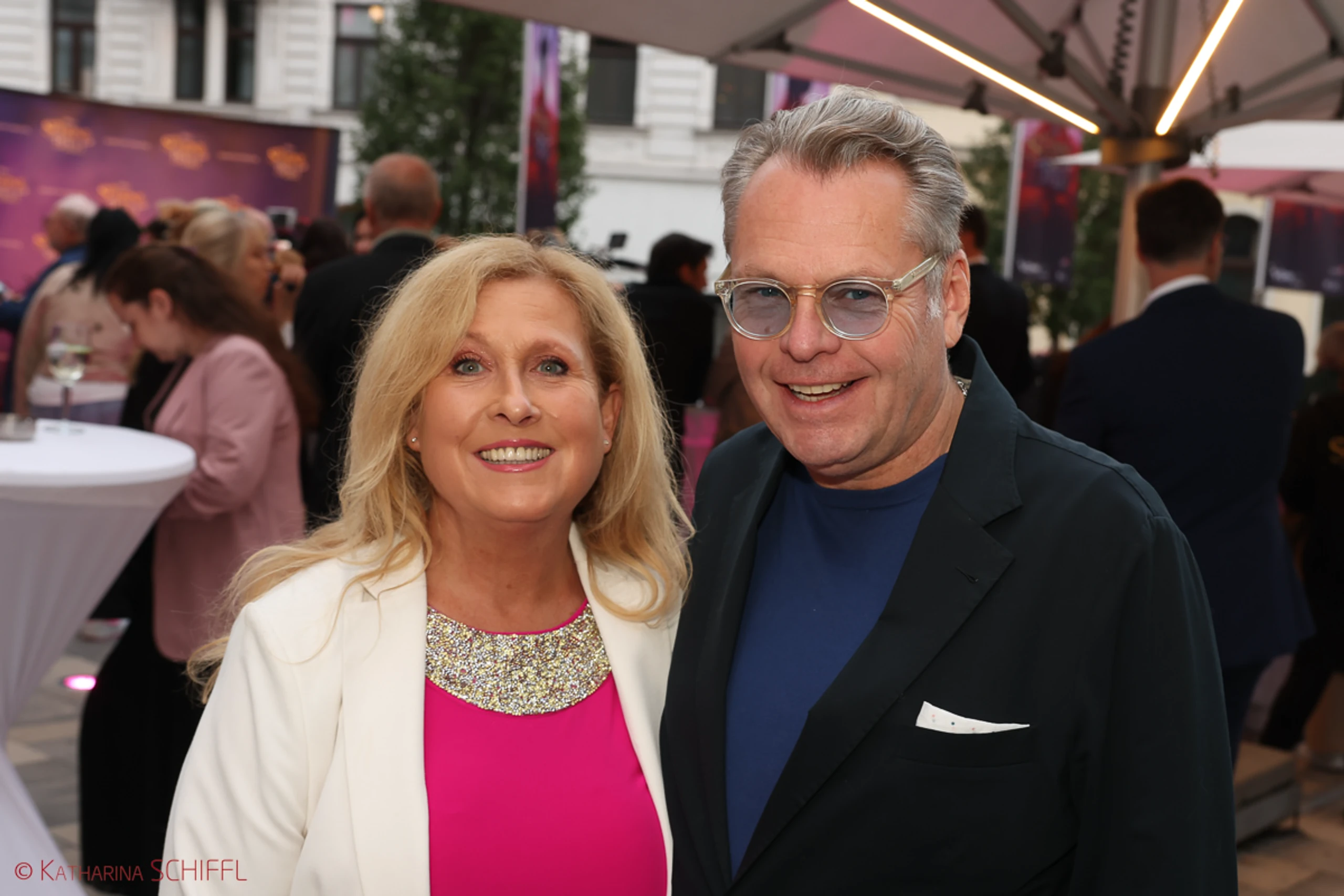 Gala-Premiere Disneys DIE SCHÖNE UND DAS BIEST – Bild 21 von 140