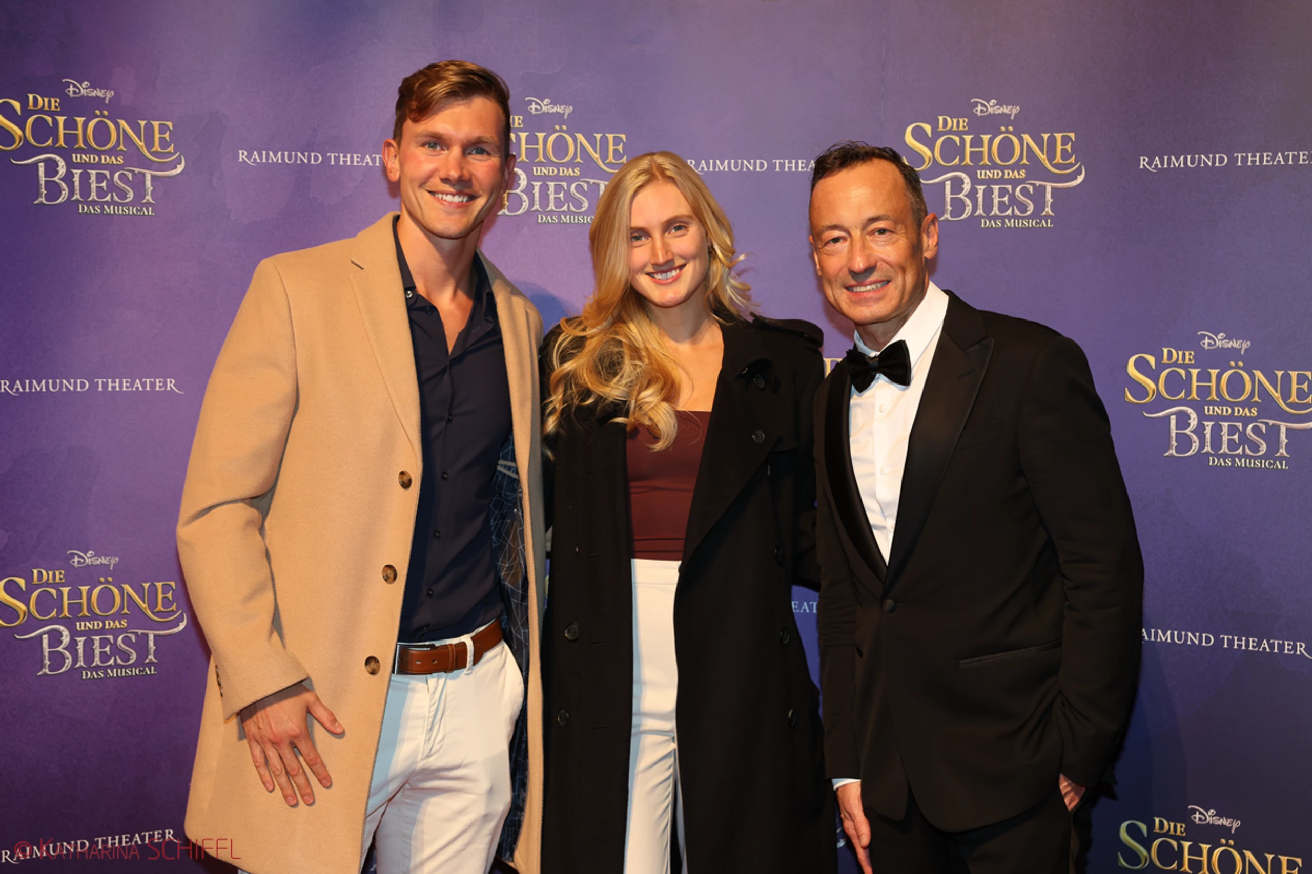 Gala-Premiere Disneys DIE SCHÖNE UND DAS BIEST – Bild 52 von 140