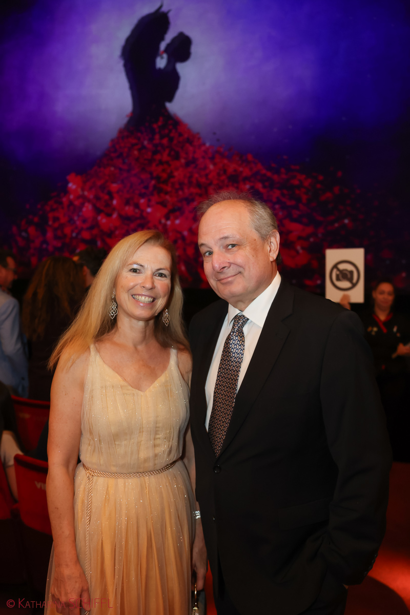 Gala-Premiere Disneys DIE SCHÖNE UND DAS BIEST – Bild 68 von 140