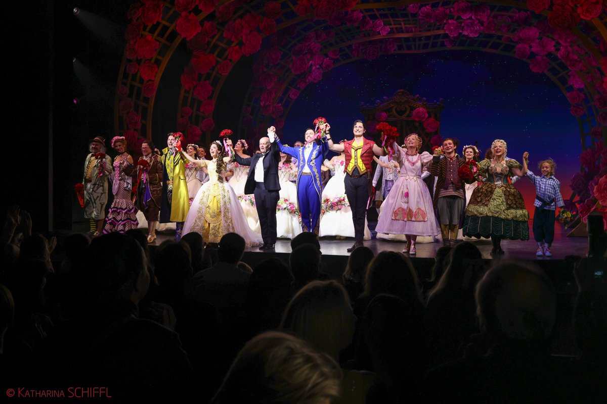 Gala-Premiere Disneys DIE SCHÖNE UND DAS BIEST – Bild 106 von 140