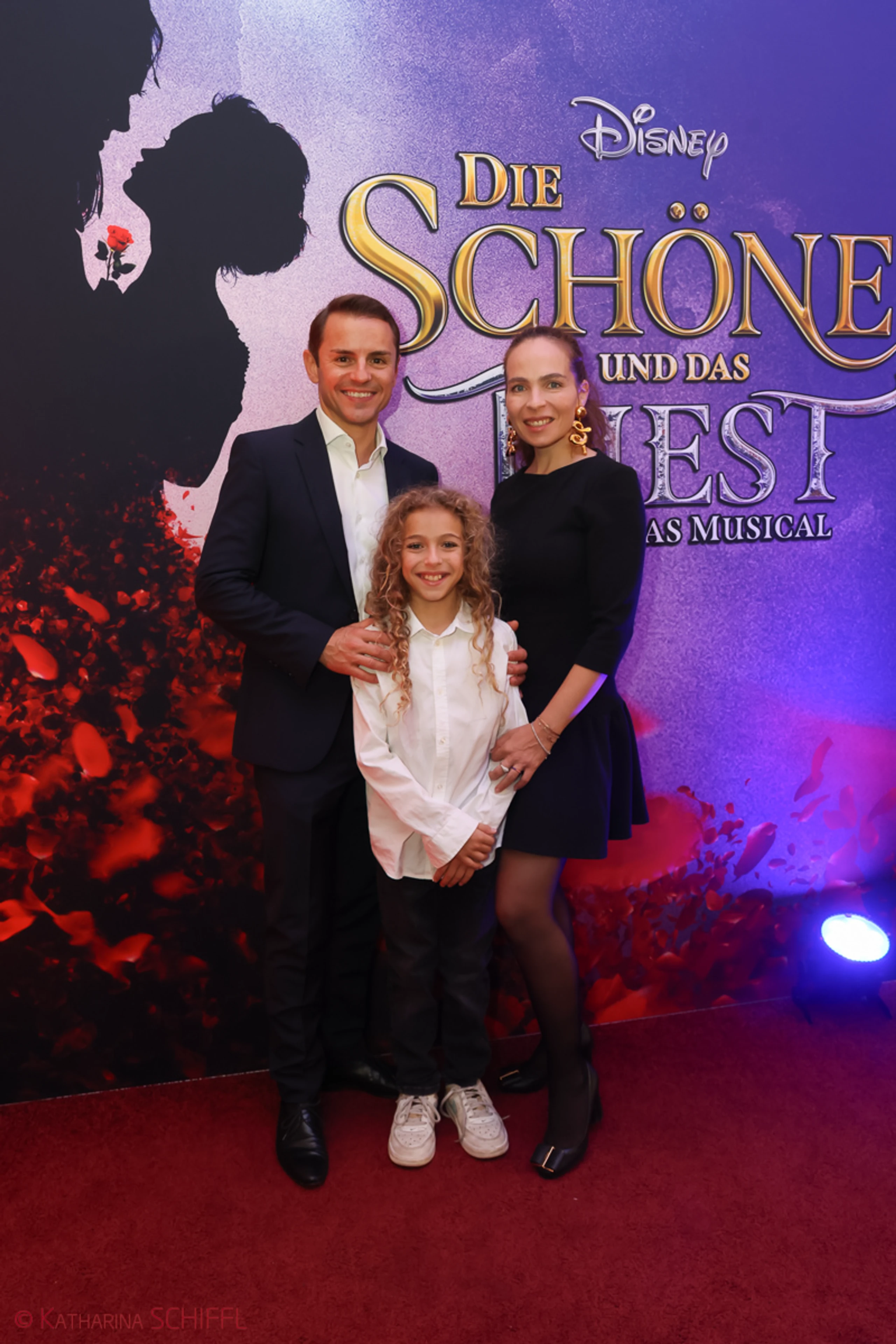 Gala-Premiere Disneys DIE SCHÖNE UND DAS BIEST – Bild 124 von 140