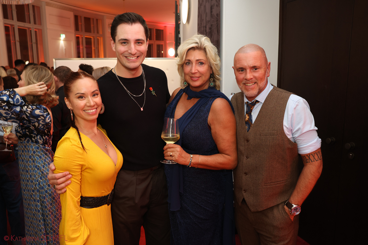 Gala-Premiere Disneys DIE SCHÖNE UND DAS BIEST – Bild 126 von 140