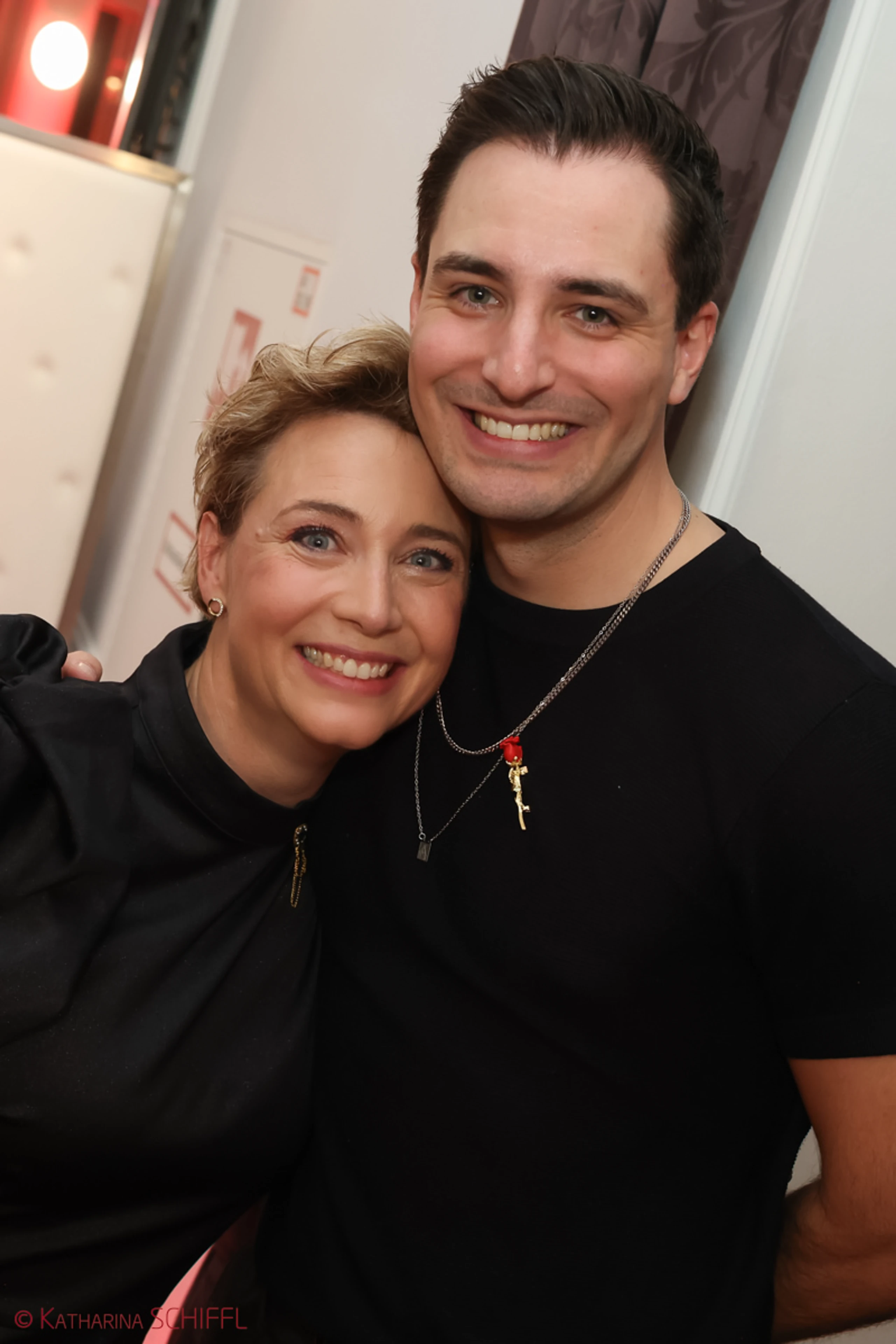 Gala-Premiere Disneys DIE SCHÖNE UND DAS BIEST – Bild 128 von 140