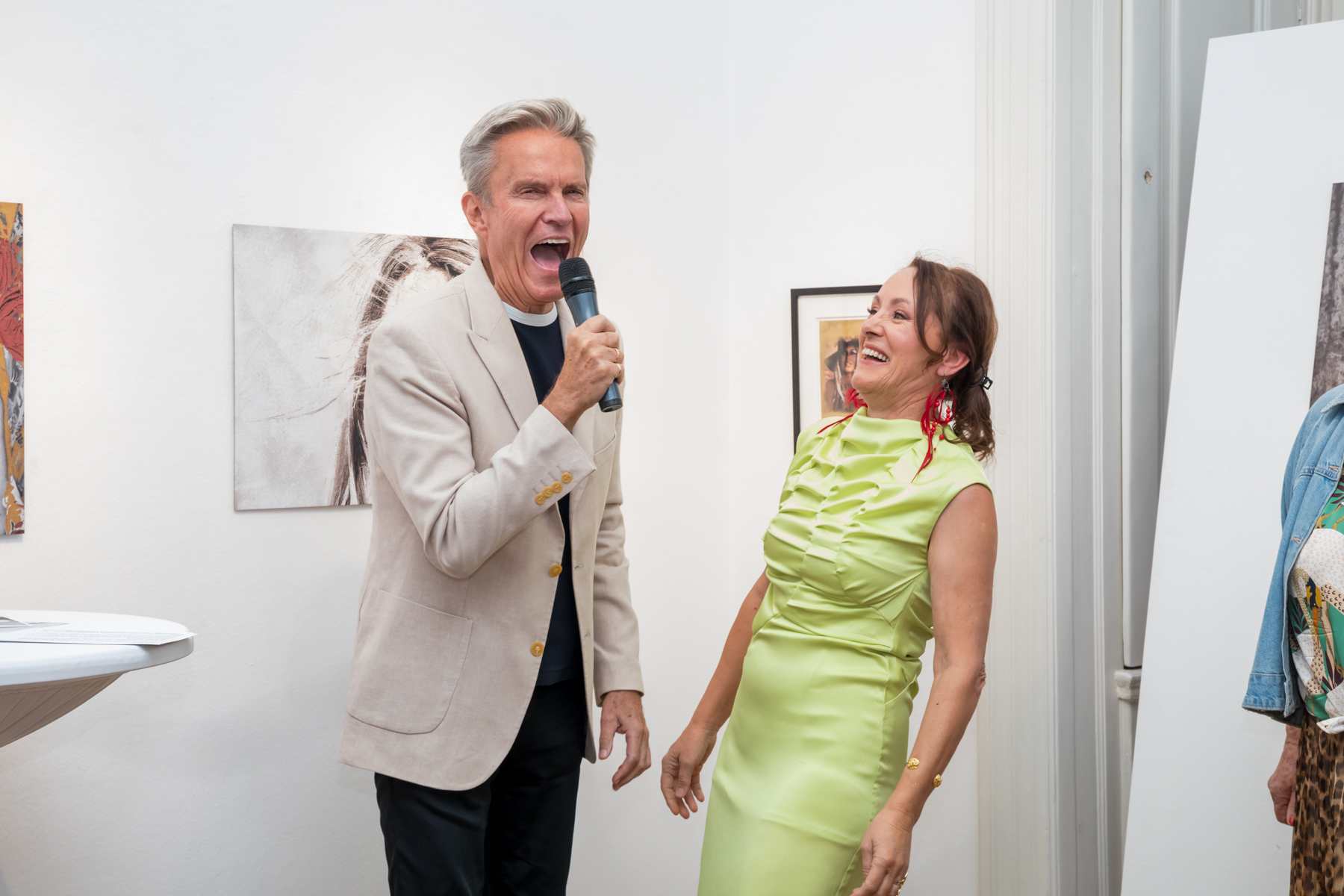 Vernissage der vielseitigen Künstlerin SABINE KÖNIG – Bild 3 von 60