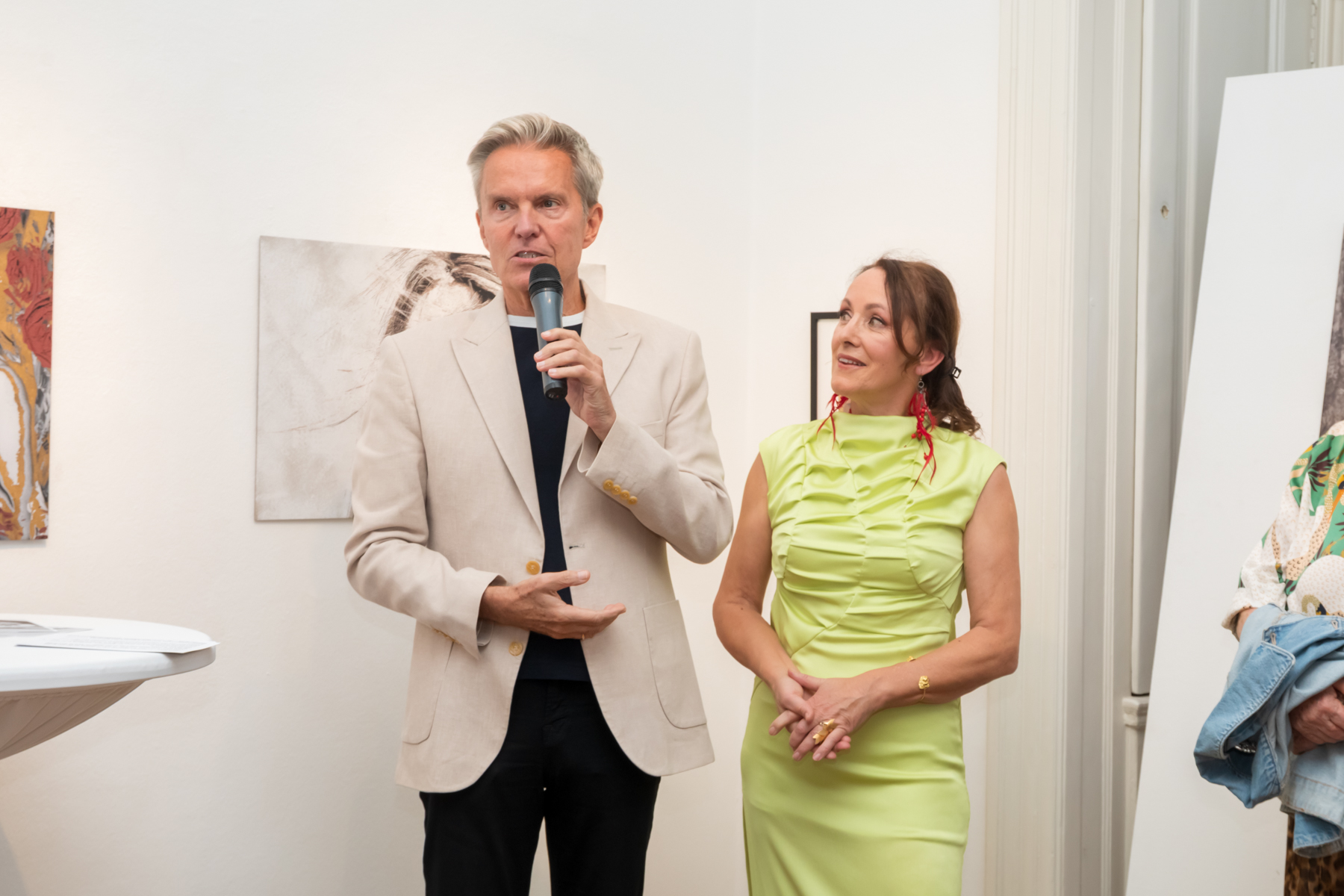 Vernissage der vielseitigen Künstlerin SABINE KÖNIG – Bild 5 von 60