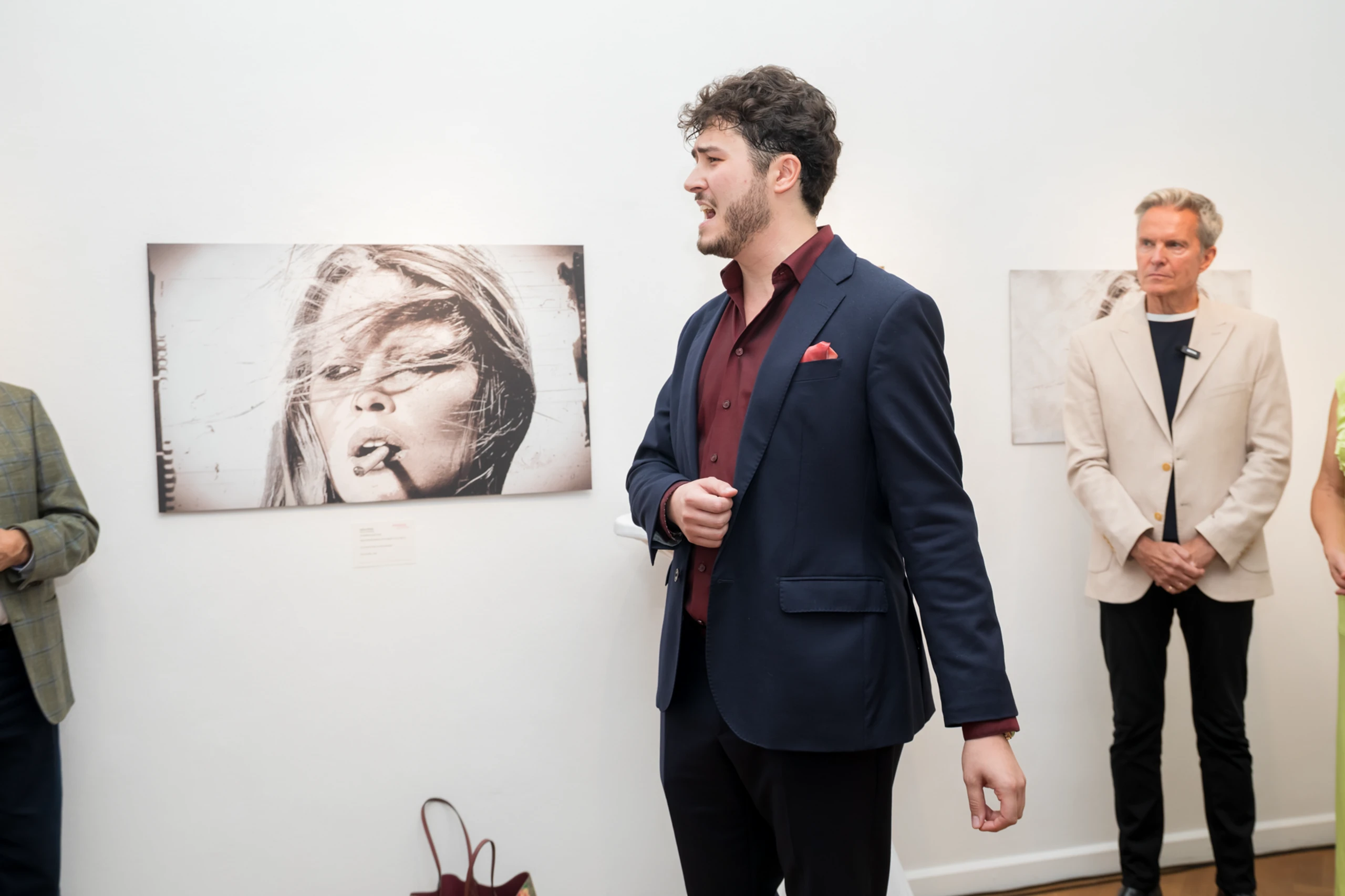 Vernissage der vielseitigen Künstlerin SABINE KÖNIG – Bild 17 von 60