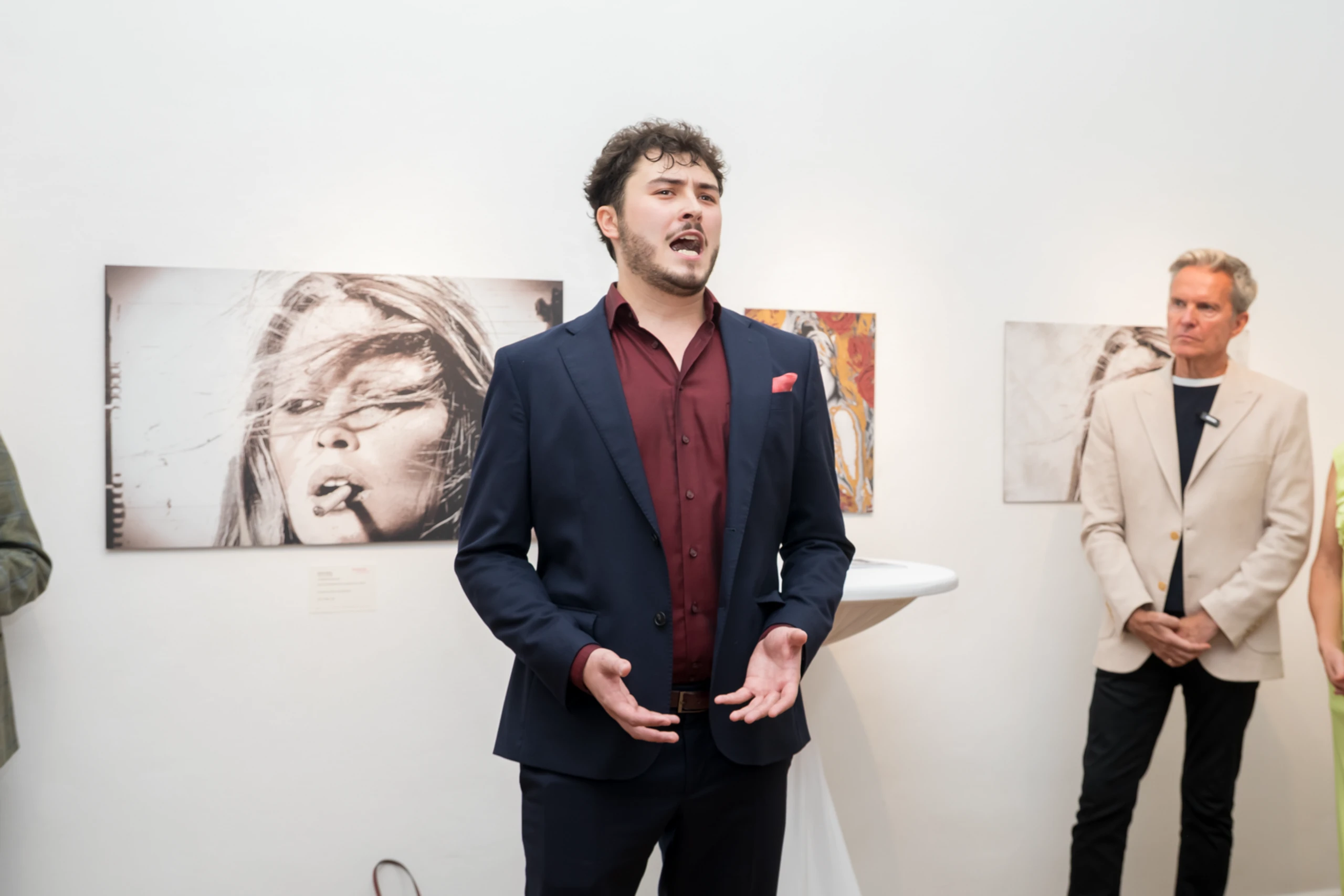 Vernissage der vielseitigen Künstlerin SABINE KÖNIG – Bild 18 von 60
