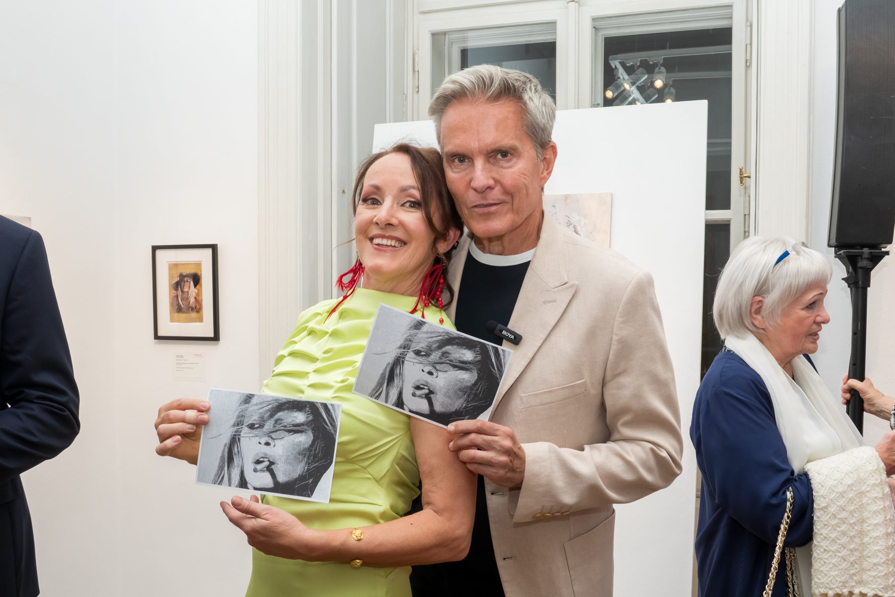 Vernissage der vielseitigen Künstlerin SABINE KÖNIG – Bild 24 von 60