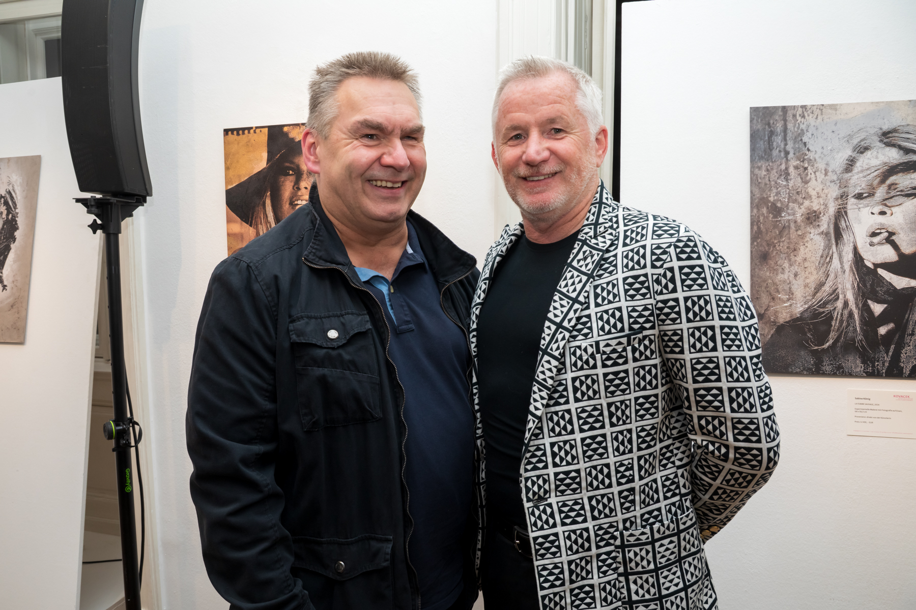 Vernissage der vielseitigen Künstlerin SABINE KÖNIG – Bild 49 von 60