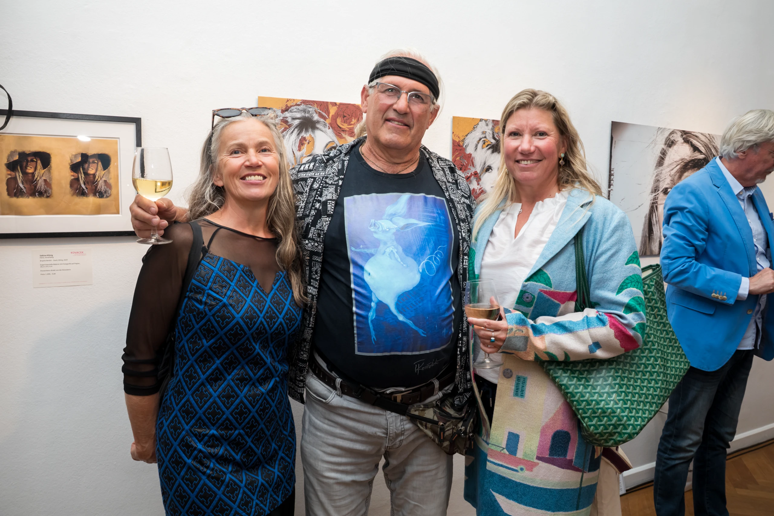 Vernissage der vielseitigen Künstlerin SABINE KÖNIG – Bild 52 von 60