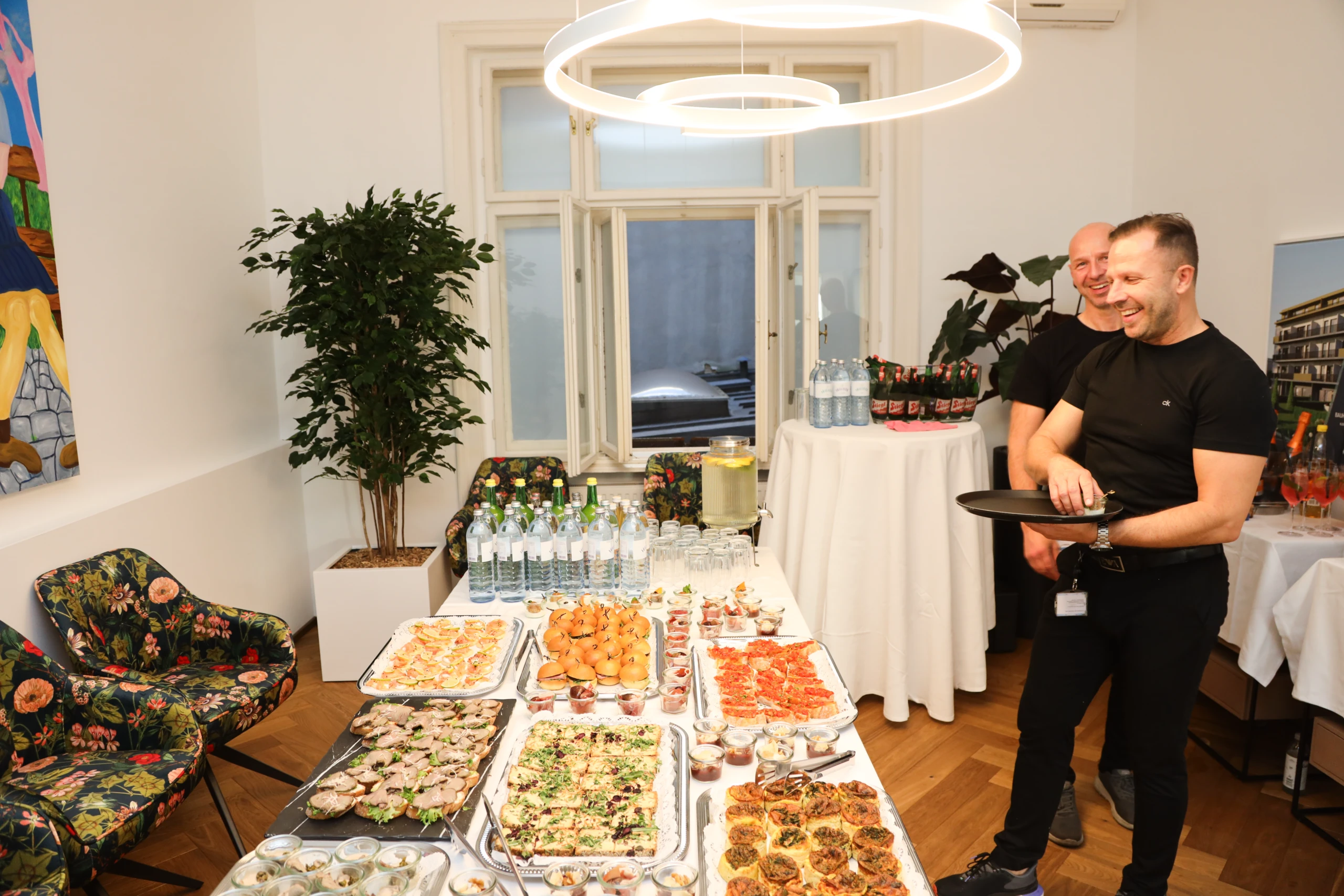 Valuita Büroeröffnung – Bild 125 von 131