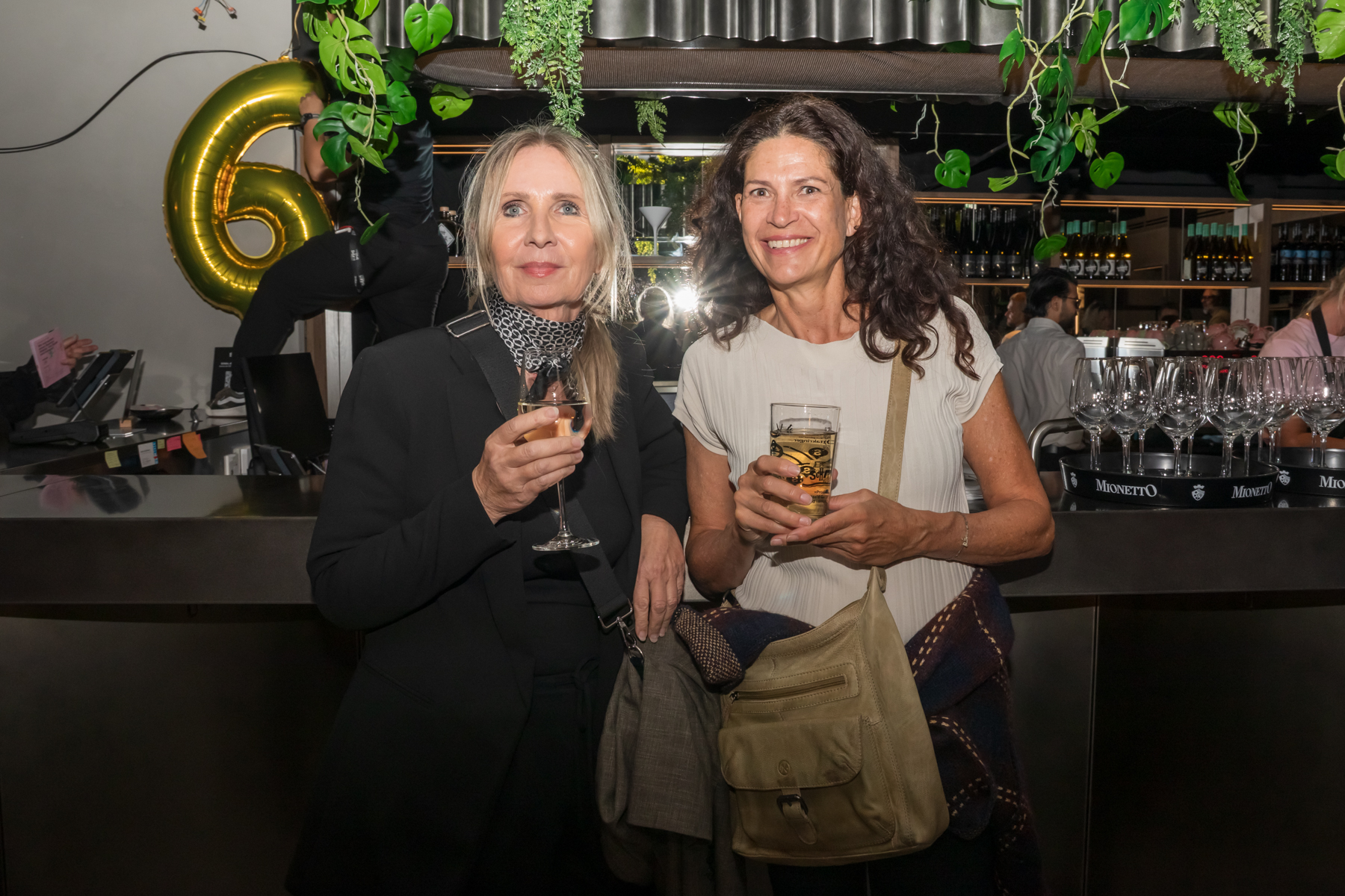 HOTEL SCHANI NASCHMARKT GRAND OPENING – Bild 10 von 77