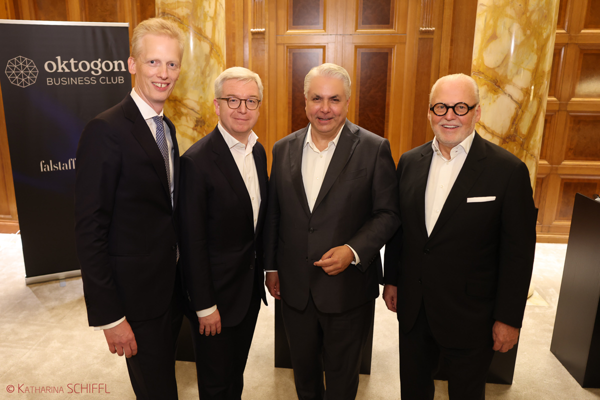 Oktogon Business Club – Bild 1 von 91