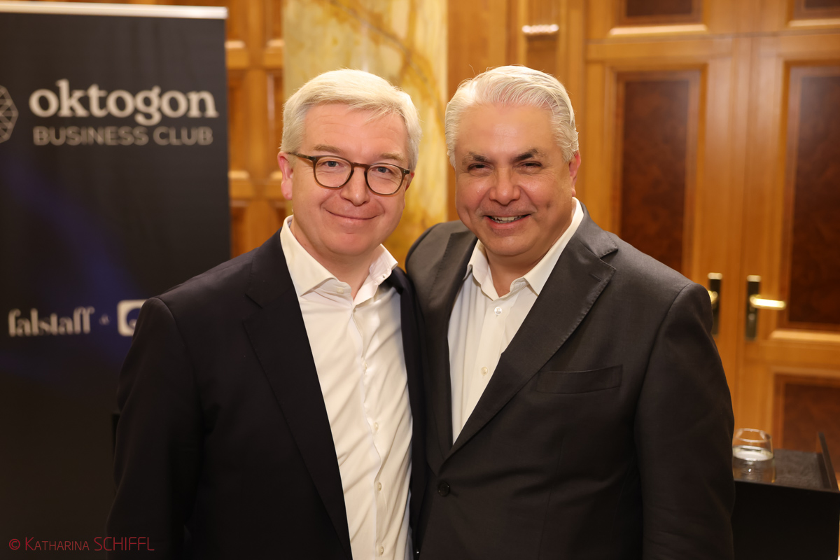 Oktogon Business Club – Bild 2 von 91