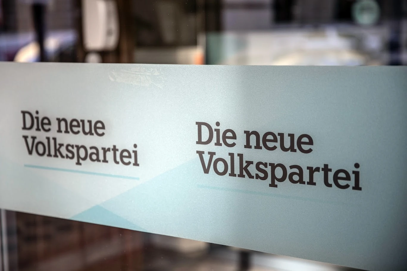 © VGN/Elke Mayr Blurred image background