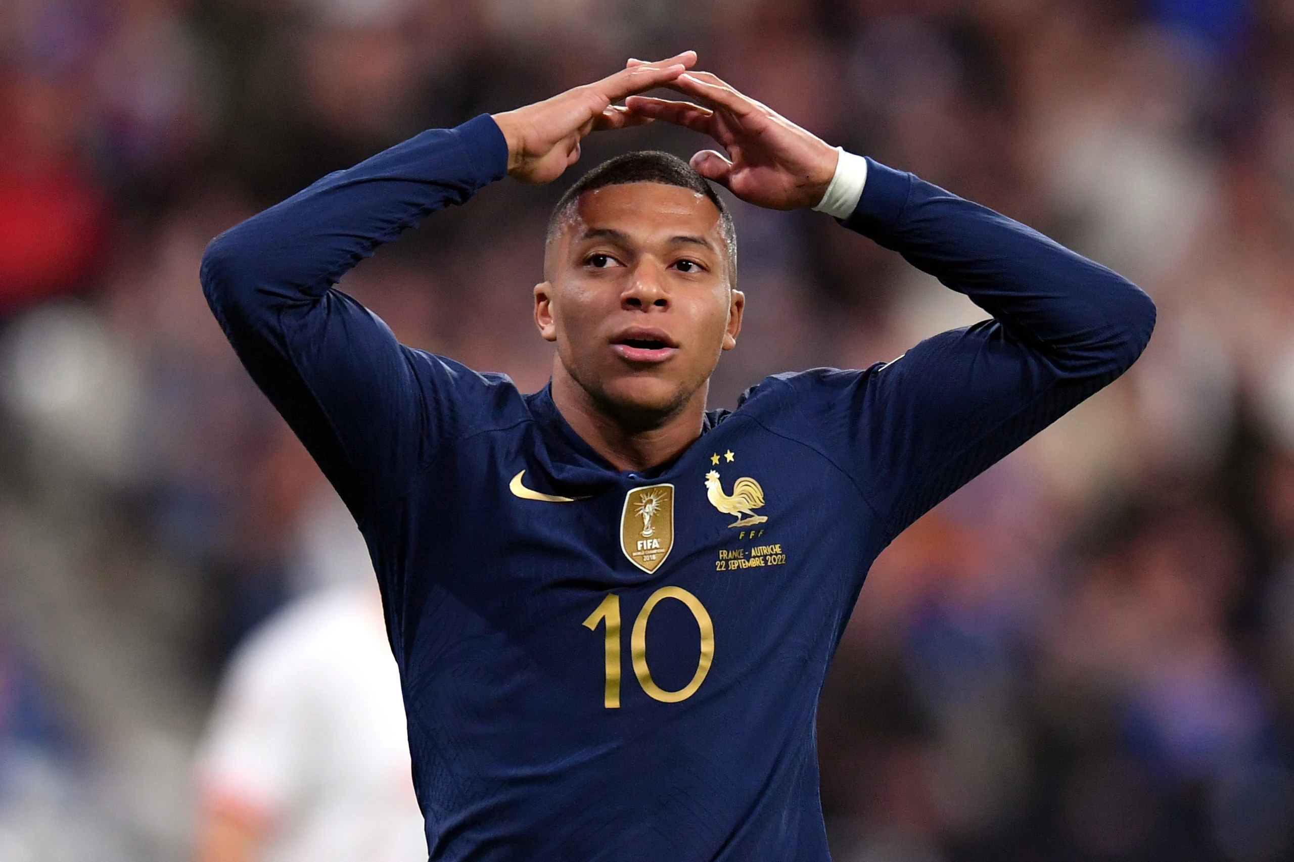 © Aurelien Meunier/Getty Images Blurred image background
