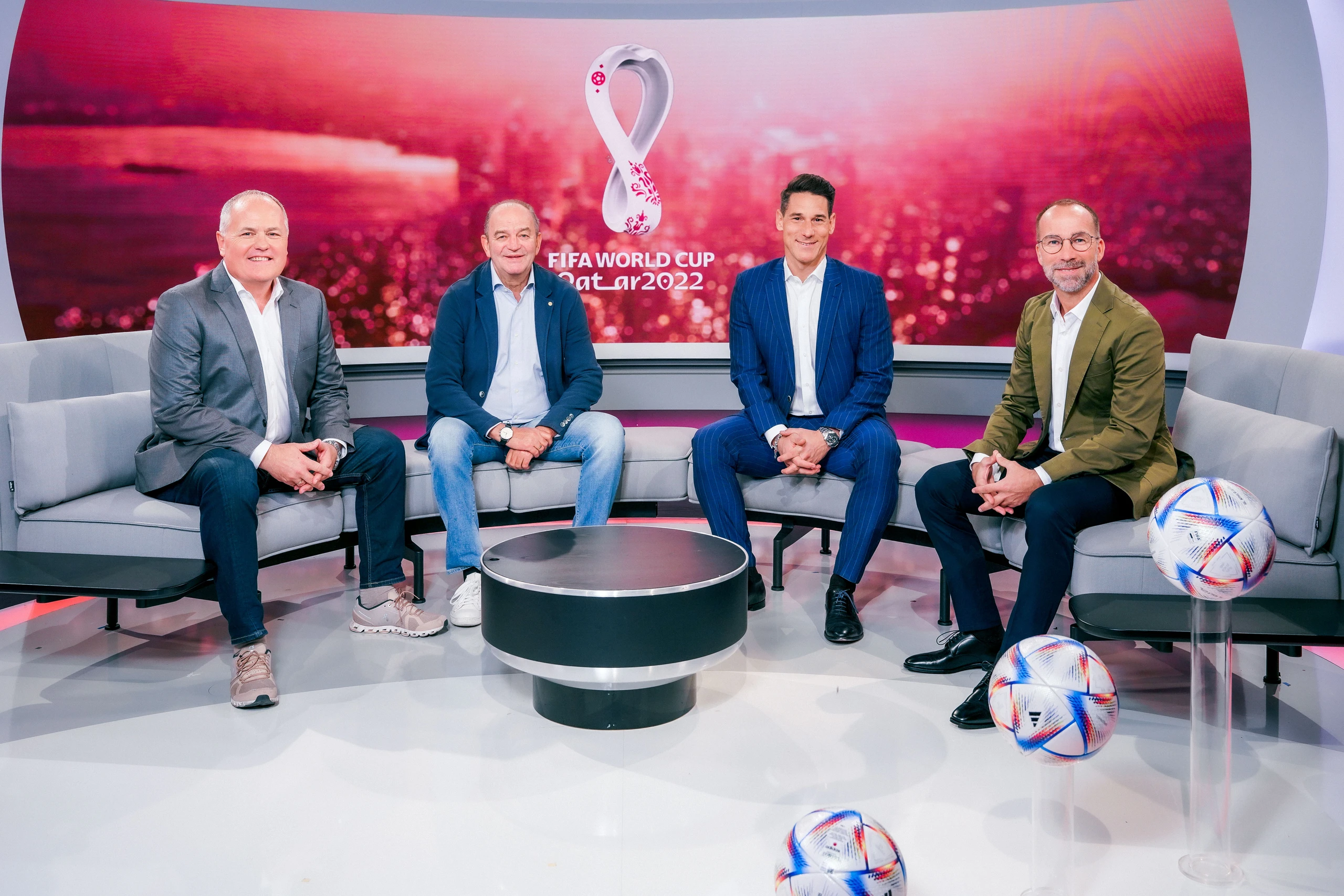 © ORF/Roman Zach-Kiesling Blurred image background