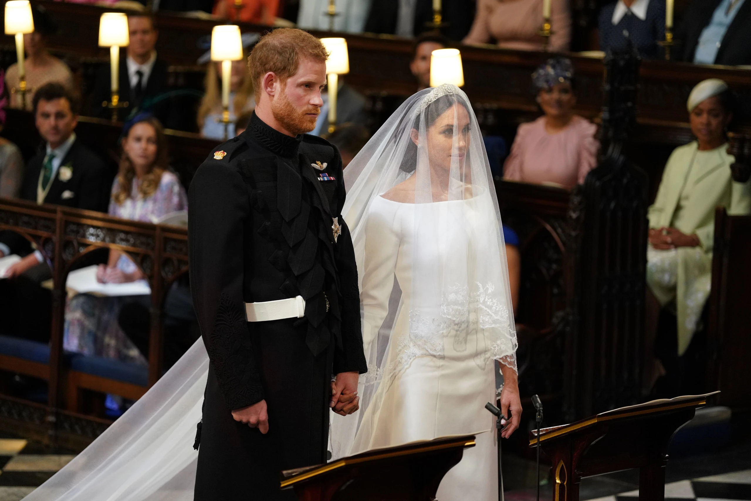 © Dominic Lipinski / POOL / AFP Blurred image background