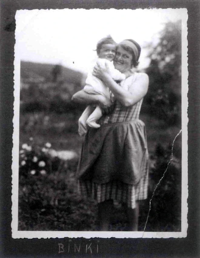 © Richard Lugner privat Blurred image background