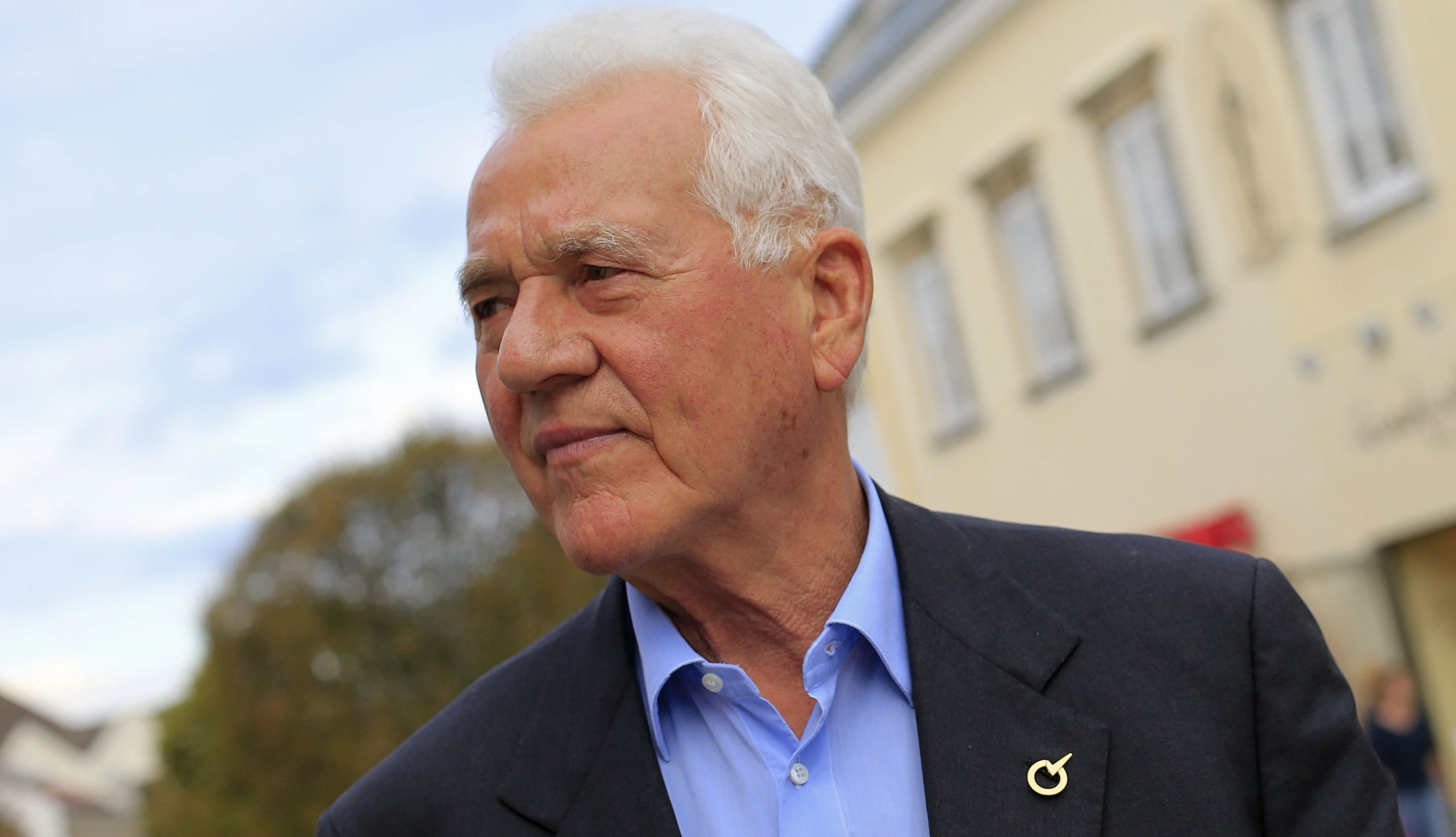 Frank Stronach verklagt Tochter Belinda und Enkelkinder