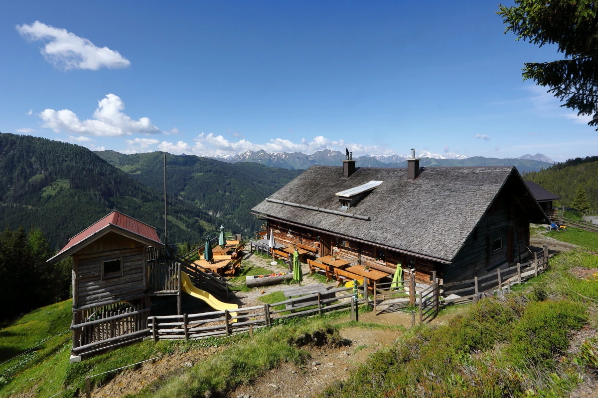 © Tourismusverband Großarltal Blurred image background
