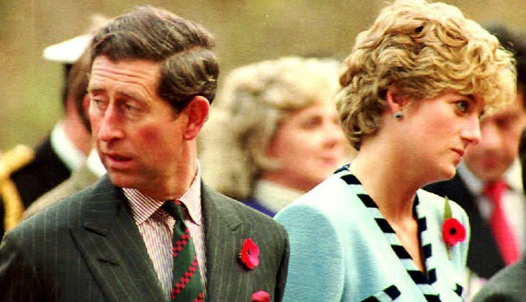 Royals - Streit nach Tod von Prinzessin Diana: Prinz Charles widersetzt sich Queen Elizabeth II.