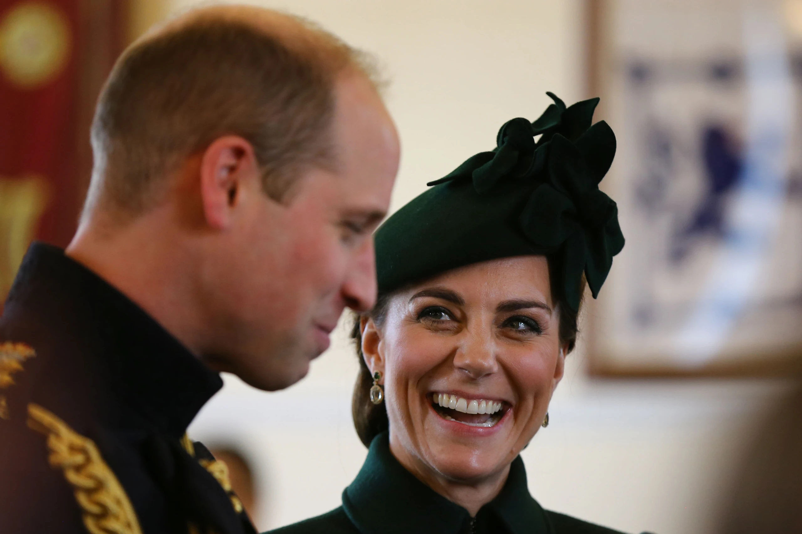 © Gareth Fuller / POOL / AFP Blurred image background