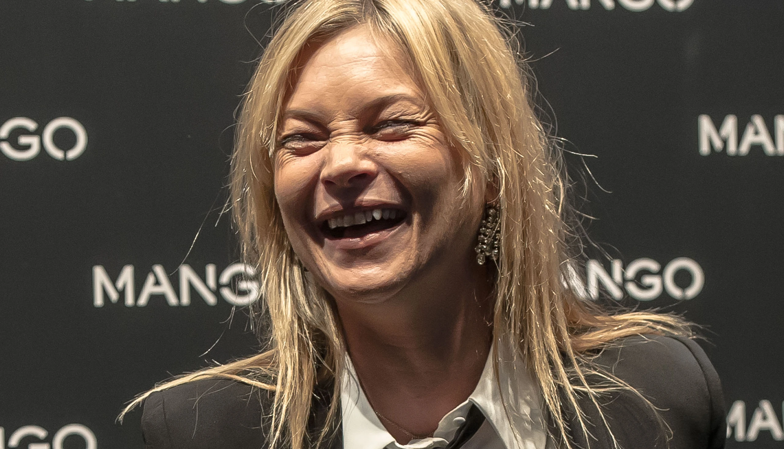 Jetzt zollt Kate Mossihrem wilden Lebensstil Tribut